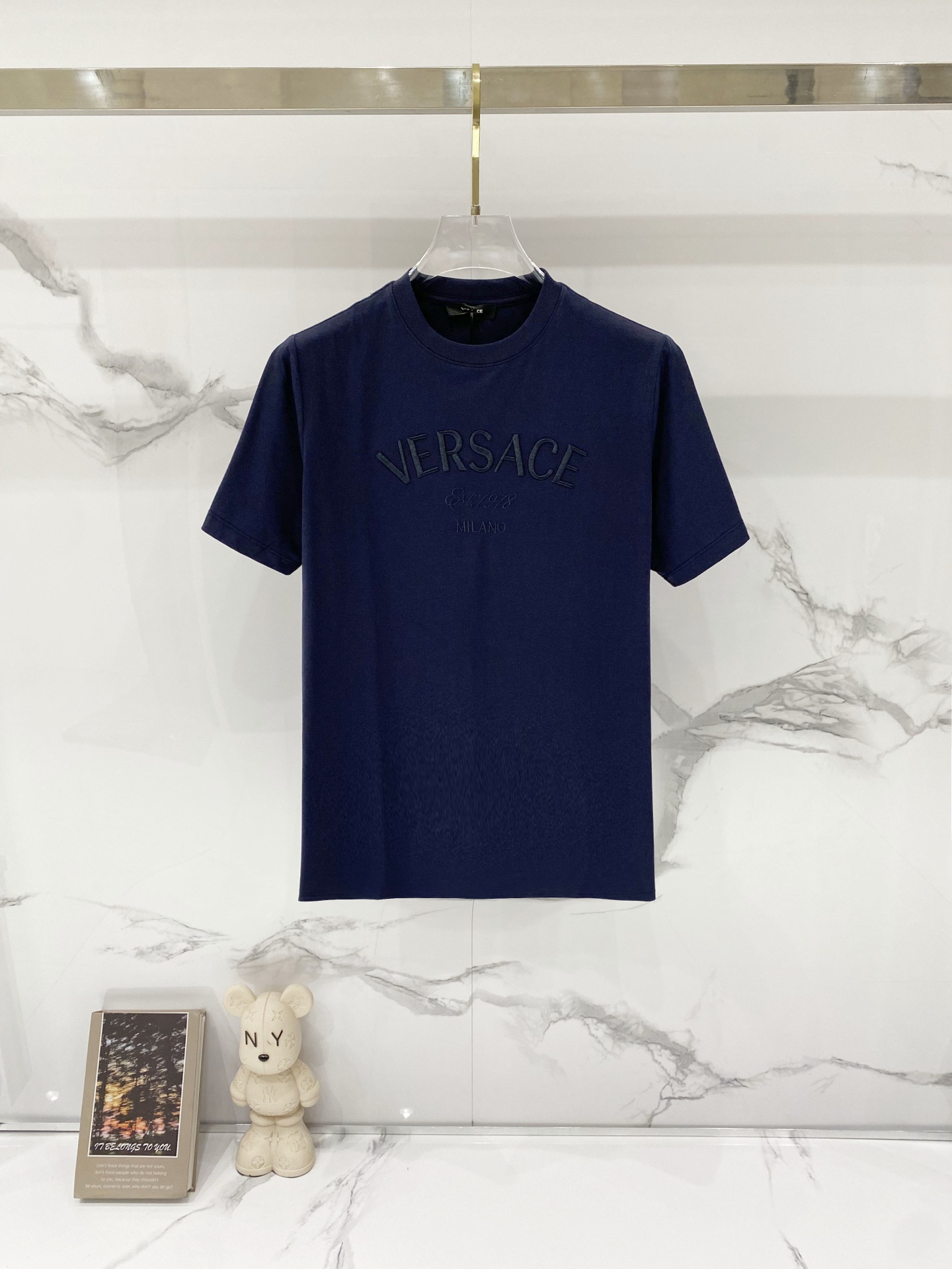 VERSACE/ヴェルサーチ 本色刺繍Tシャツ メンズ レディース 黒 白 宝藍 3色展開