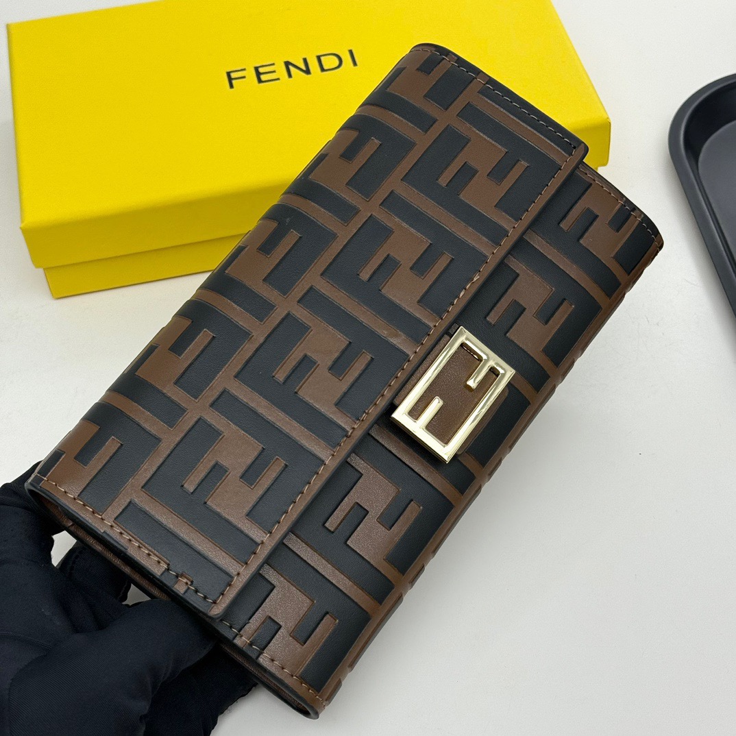 フェンディ ファイブジー長財布 コピー 黒茶 ブラウン 棚に収納可能 レディース - 画像 3