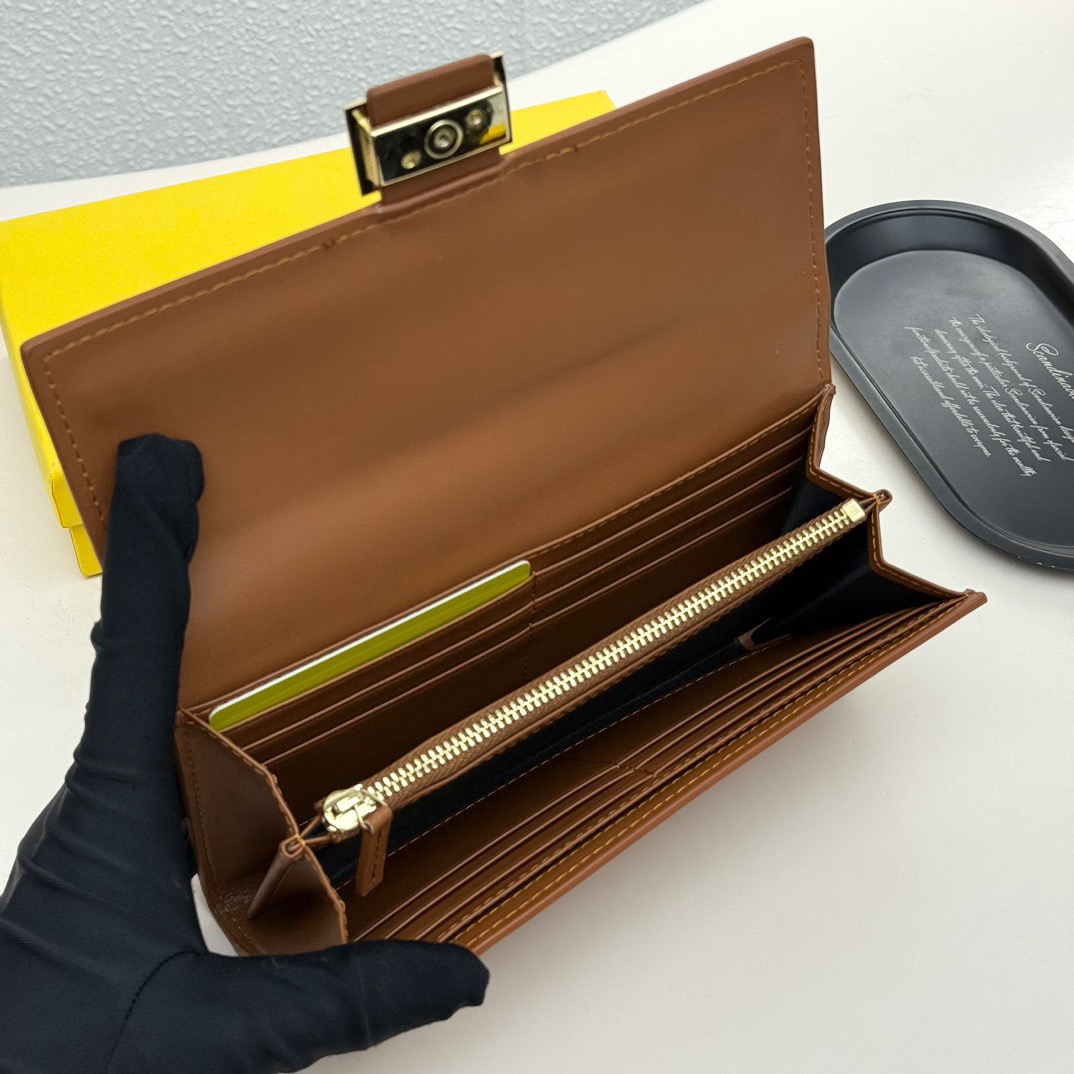 フェンディ コピー 長財布 ファスナータイプ ロゴ柄 本革仕様 ブラウン - 画像 8