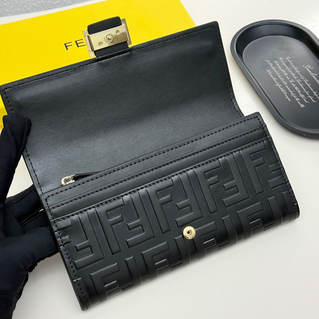 FENDI コピー 長財布 ブランド柄 ファスナー チェーン付き ブラック - 画像 7
