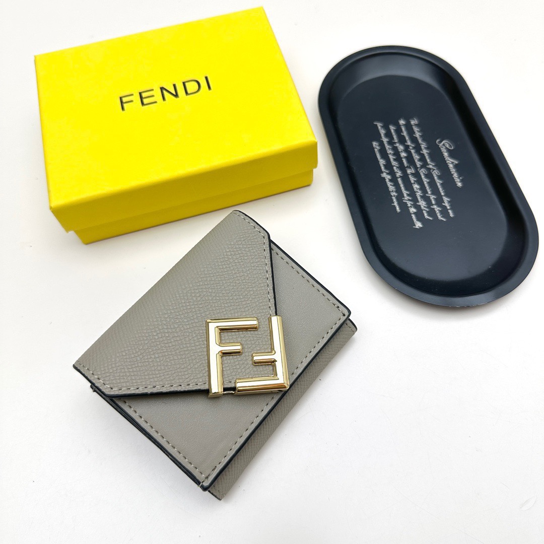 FENDI フェンディ 財布 コインケース ミニ財布 ロゴ チェーン付き ブラウン グレー ブラック - 画像 3