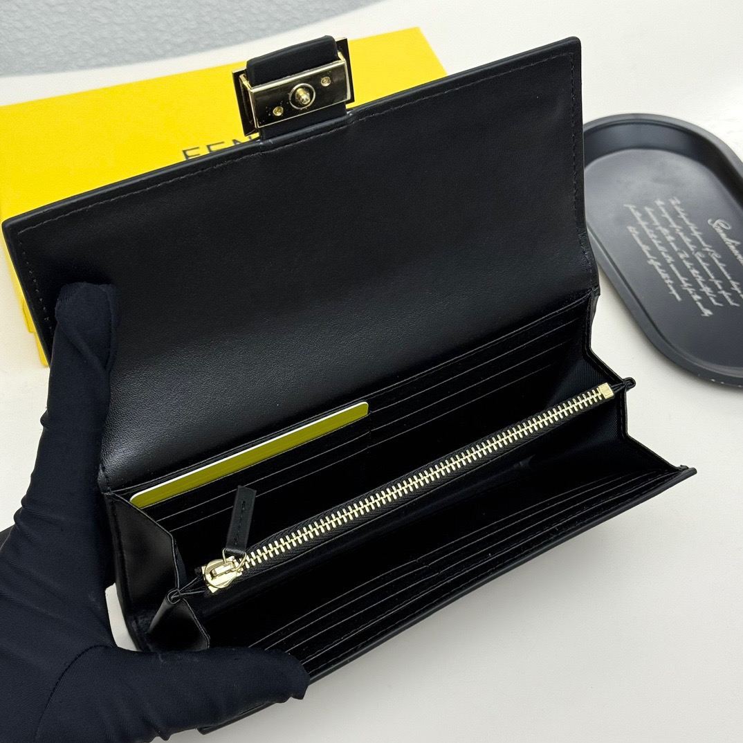 FENDI コピー 長財布 フェンディ モノグラム ファスナー ポーチ付き 黒 黒棕 大象灰 棕色 - 画像 9