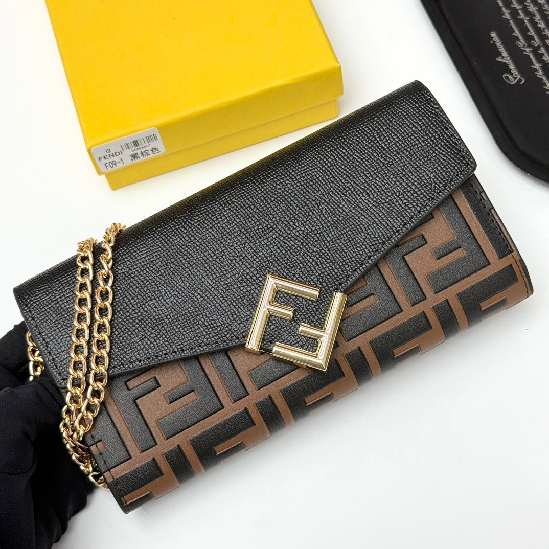 FENDI バッグ フェンディ ミニショルダーバッグ 本革仕様 チェーン付き ブラックブラウン - 画像 2