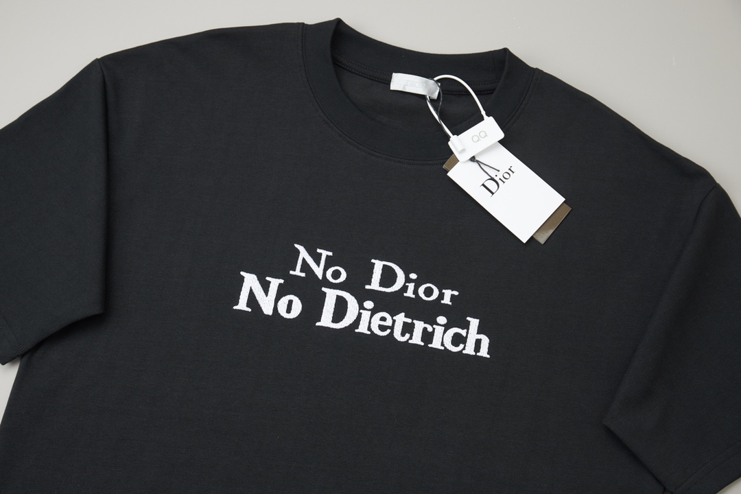 ディオール コピー ロゴ刺繍Tシャツ 男女兼用 シンプルデザイン 黒 - 画像 3