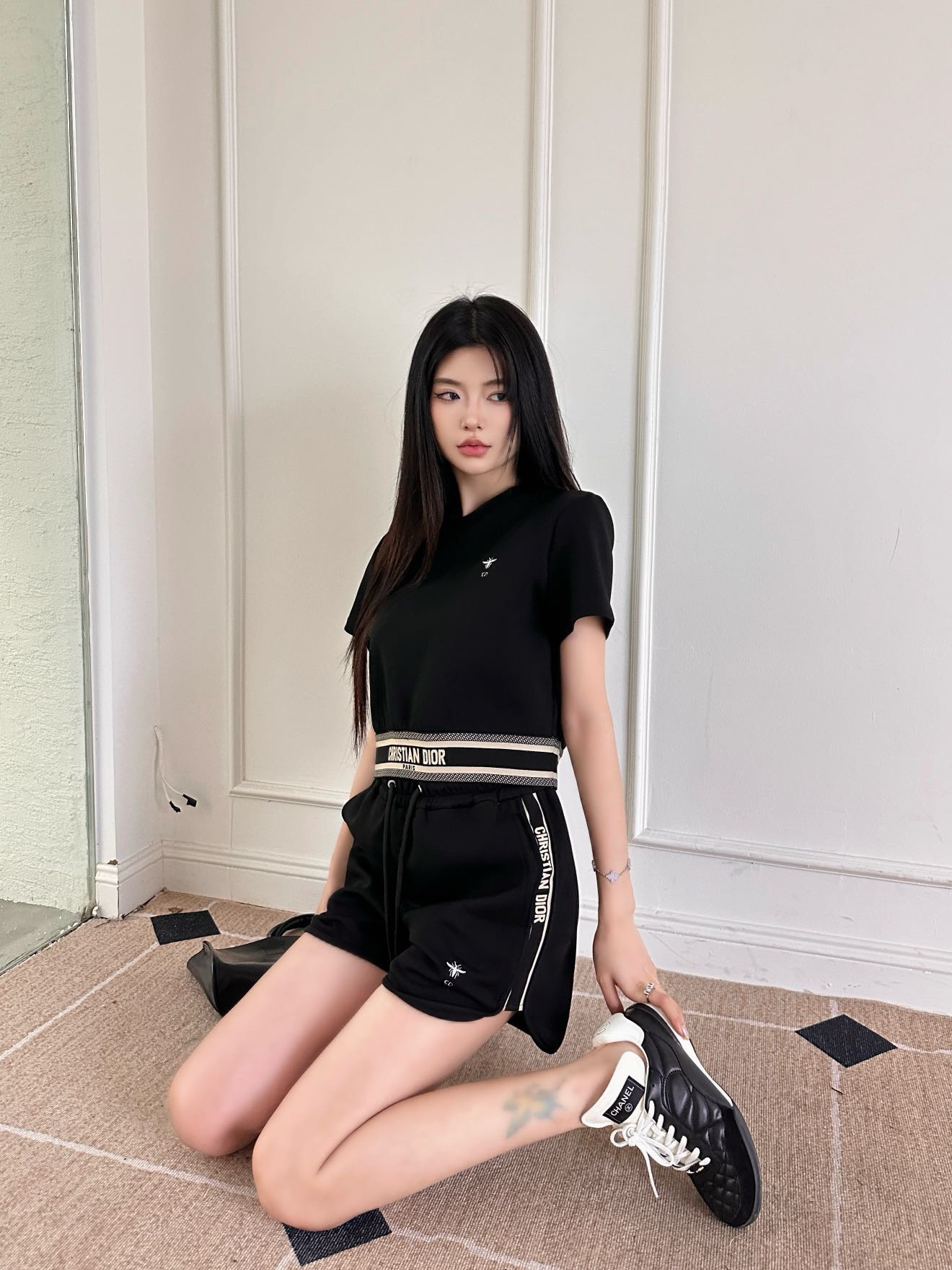 Dior ディオール コピー 半袖Tシャツ+ショートパンツセット ロゴ刺繍 黒 - 画像 2