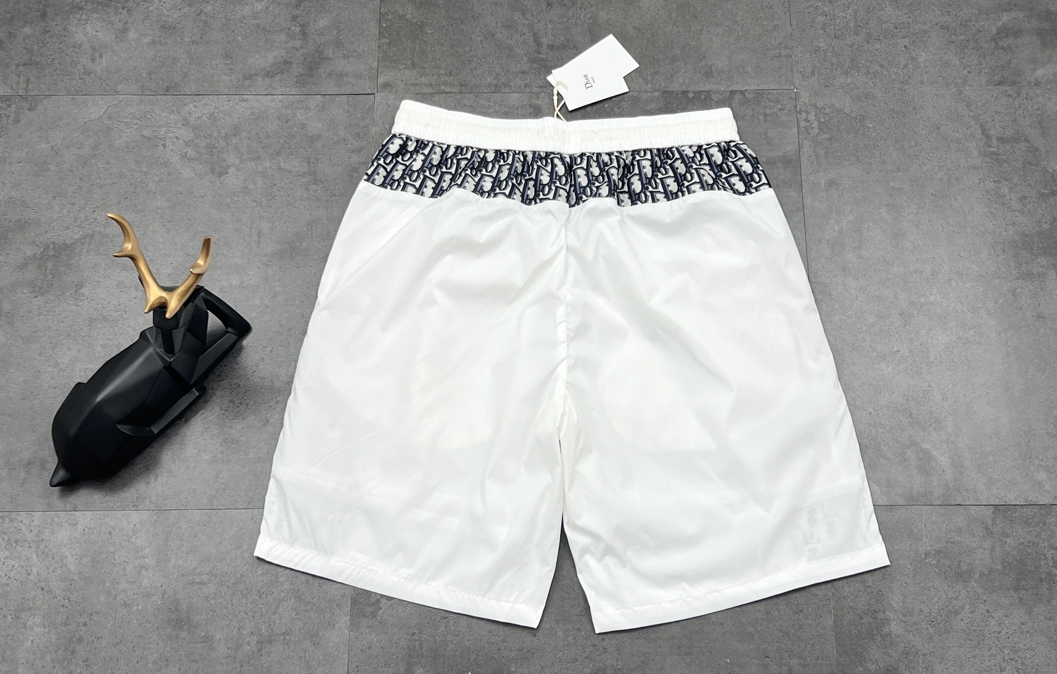 Dior ショートパンツ コピー メンズ ロゴ柄 オブリーク メッシュ内裏 2色展開 白黒 - 画像 3