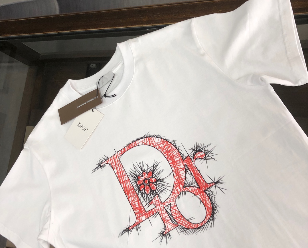 Dior コピー Tシャツ ロゴデザイン メンズ レディース 男女兼用 イエロー グレー ブラック ホワイト - 画像 3