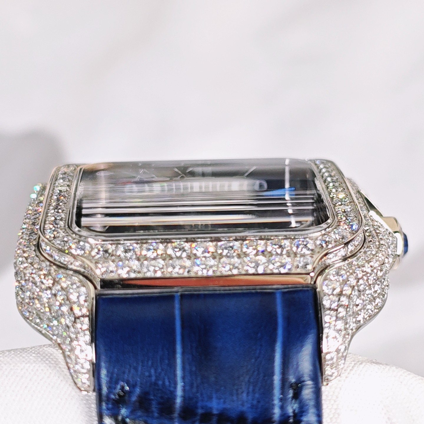 CARTIER カルティエ スーパーコピー 時計 メンズ ブラック ブルーダイヤモンド ミルグレイン デザイン 40mm ブルーレザーベルト - 画像 2