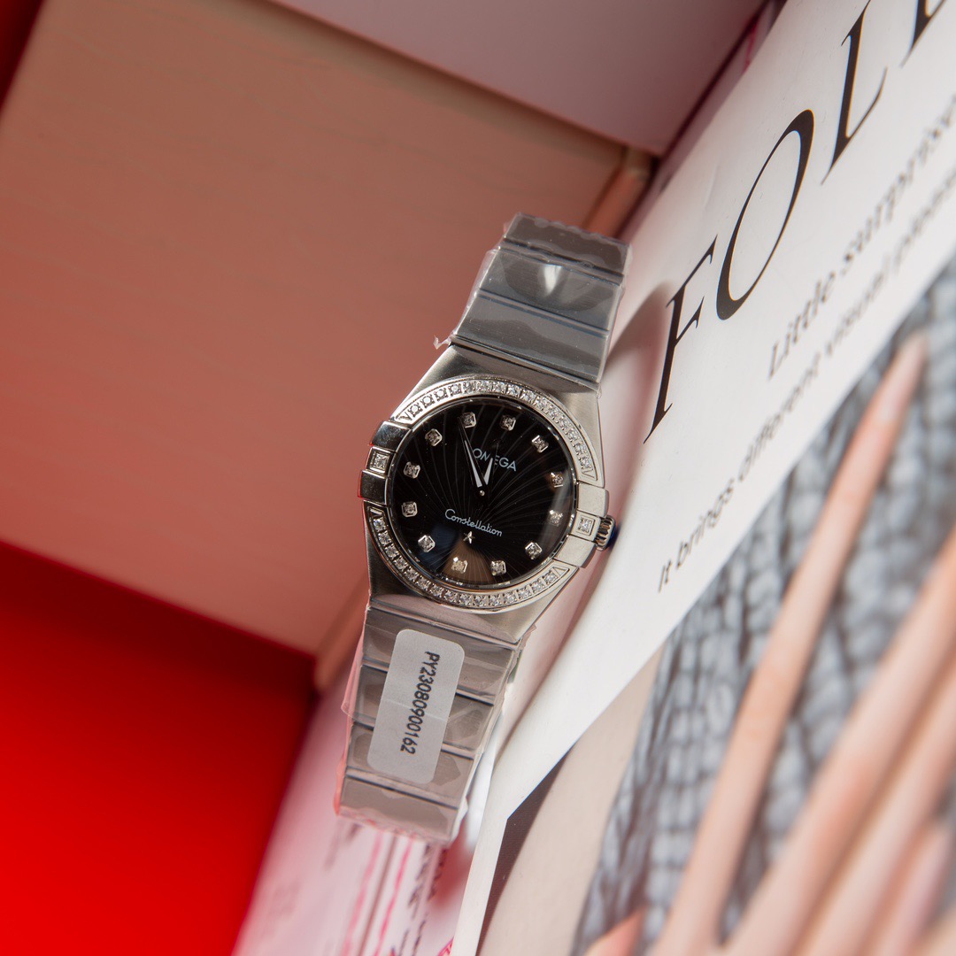 オメガ コピー 時計 レディース ホワイトゴールド ブラック文字盤 27mm ジュエリー風 - 画像 4