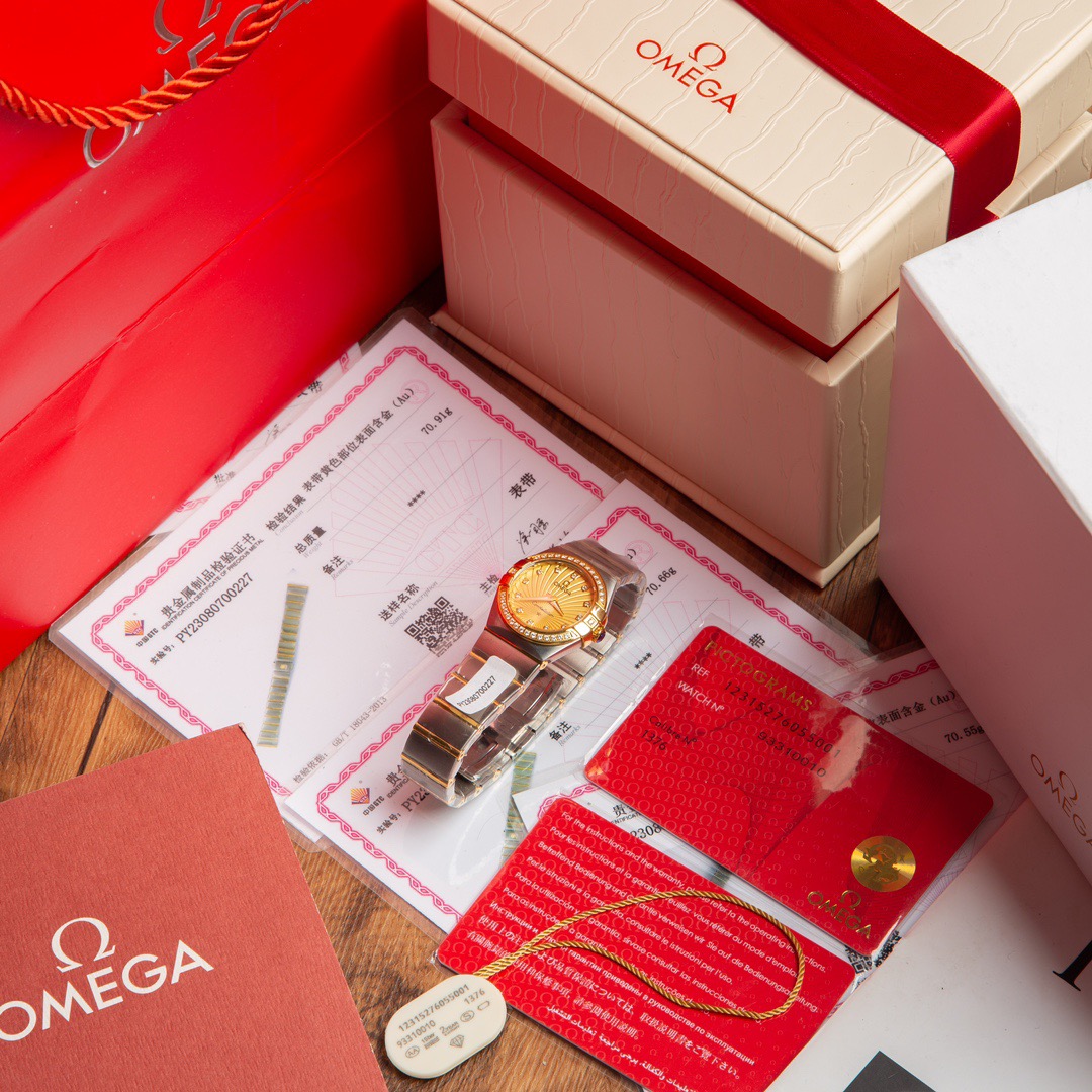 OMEGA オメガ 時計コピー レディース ダイヤル シルバー レッドゴールド 27mm