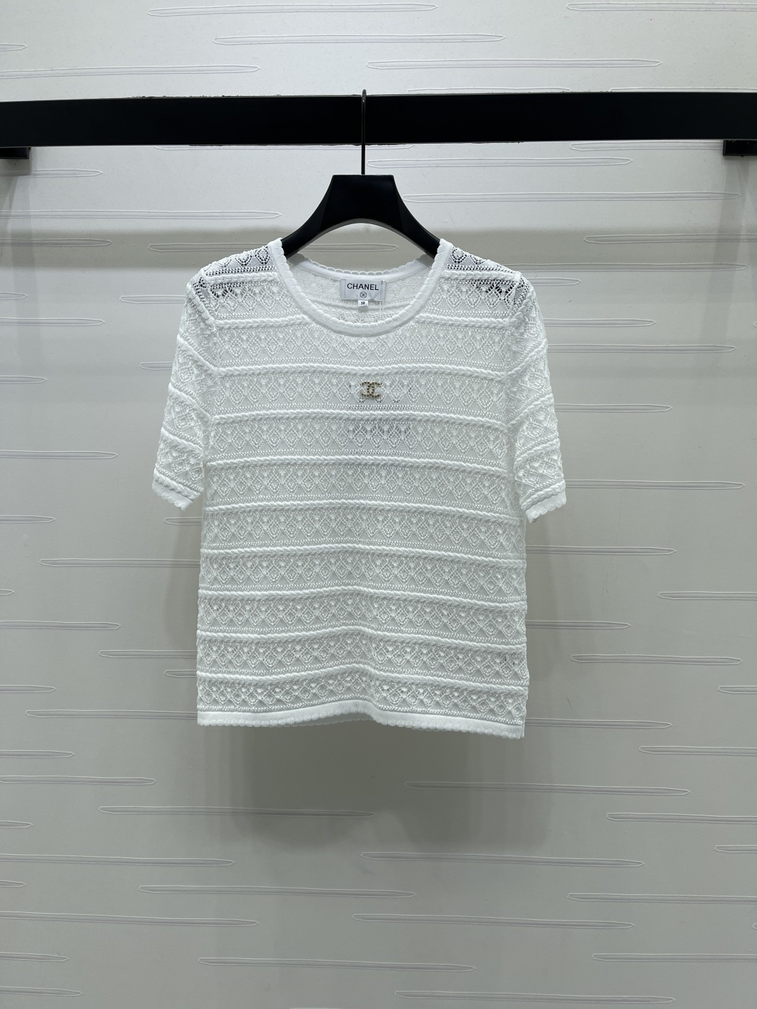 CHANEL コピー ニットTシャツ レディース 通気性抜群のレースデザイン 半袖 オーガンジー風 ホワイト ブラウン - 画像 2