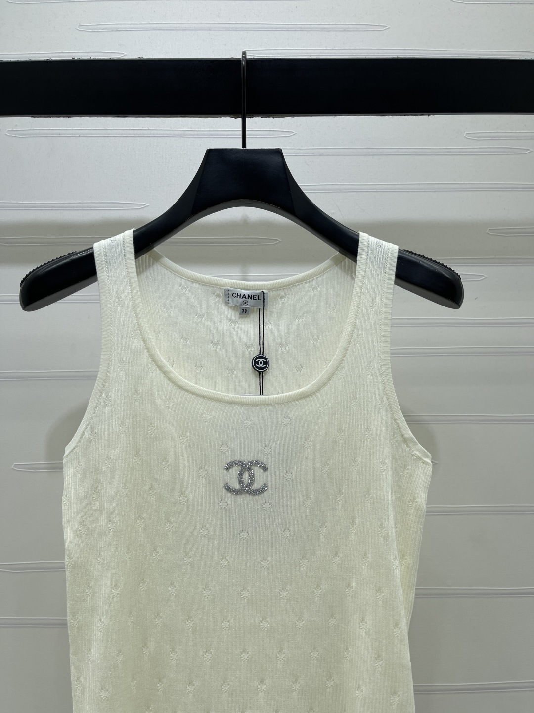 CHANEL ニット タンクトップ コピー 通気性抜群のロゴ入り グレージュ ホワイト ブルー 全3色 - 画像 3