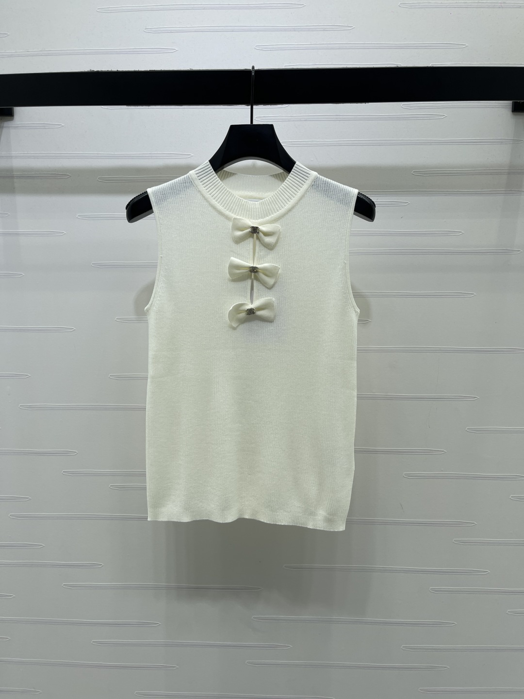 CHANEL コピー ニット ウエストラインを強調する立体リボンデザインのカーディガン 白/黒/グレー 3色展開 - 画像 2