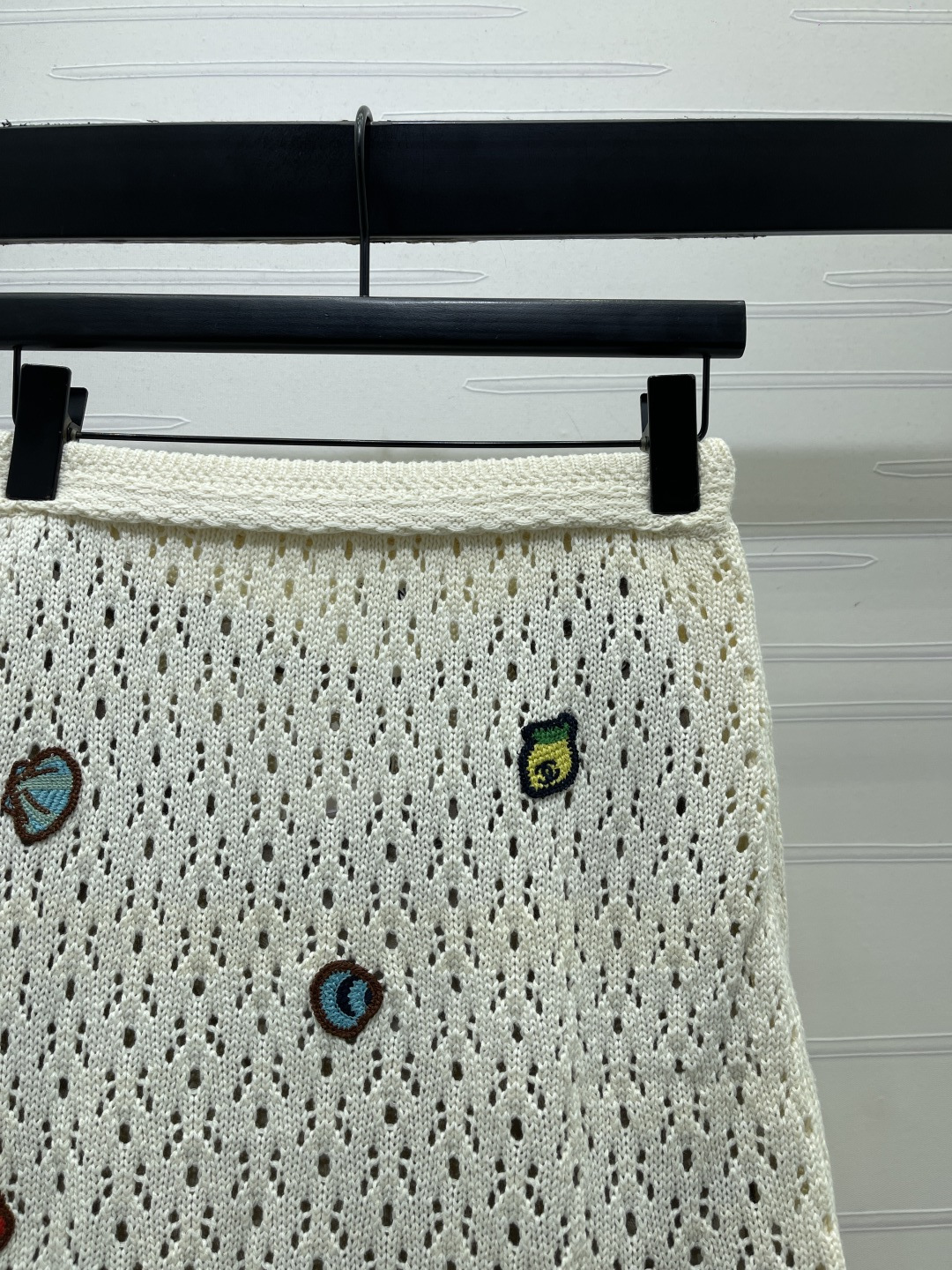 CHANE ニットスカート コピー ロング丈 ローズ刺繍 オーバーサイズ レディース 白 - 画像 2