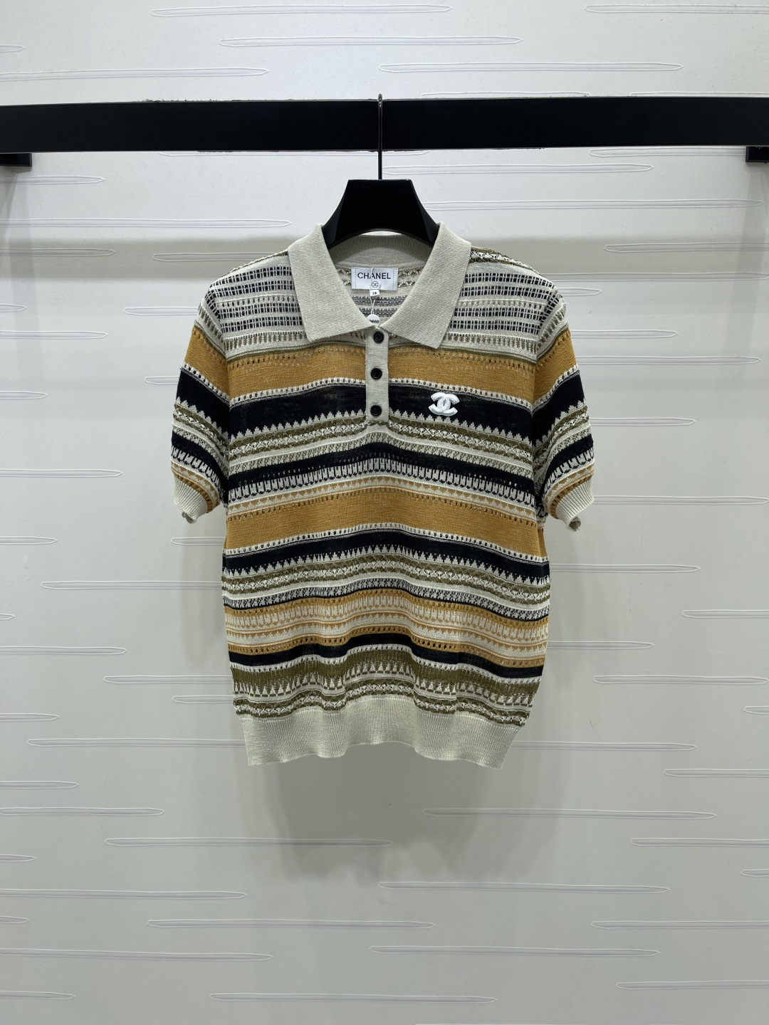 CHANEL ニット ポロシャツ コピー レディース ロゴ柄 リブ衿 通勤 通学 カラーブロック