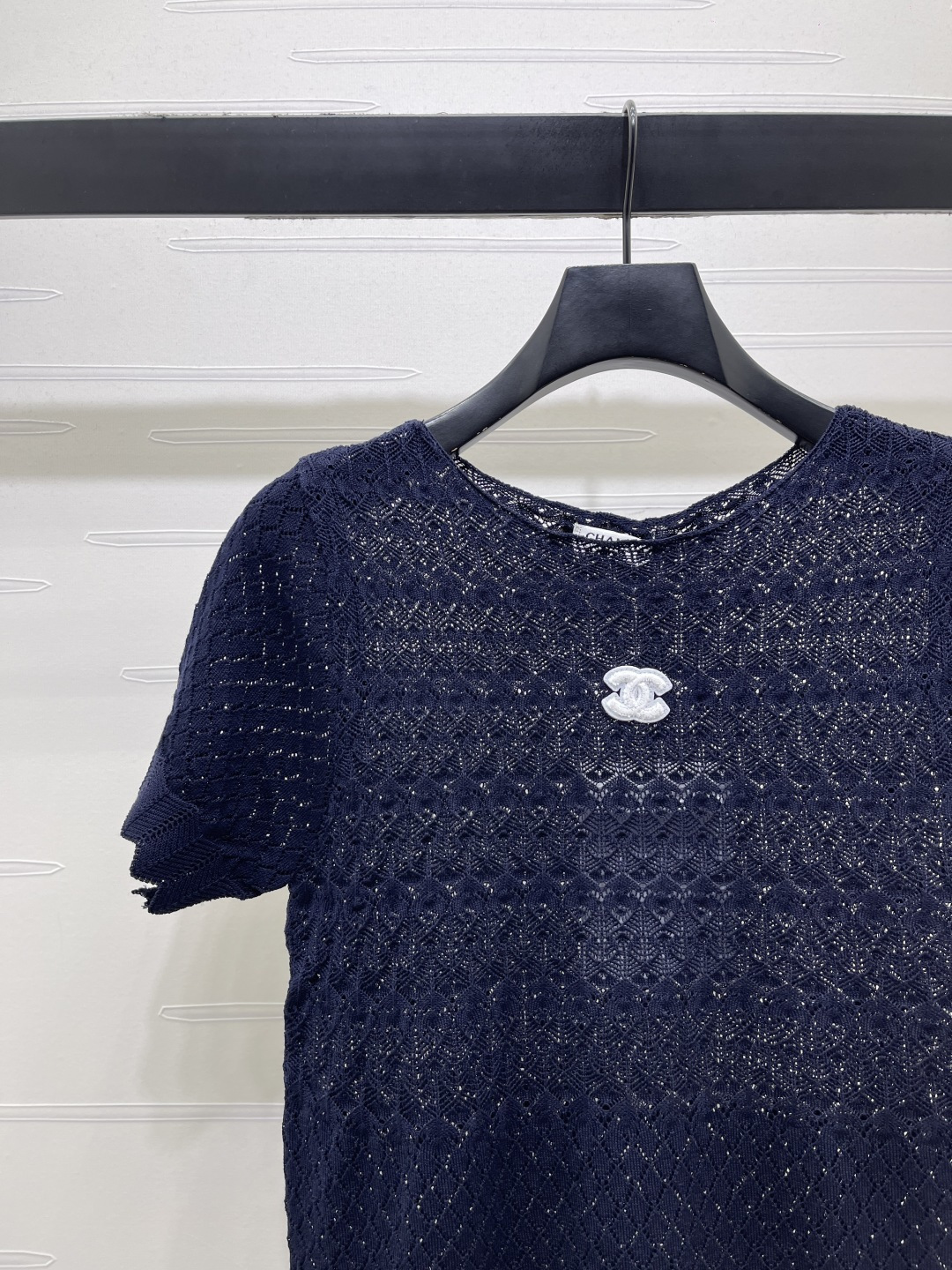 CHANEL ニット Tシャツ コピー ロゴ刺繍 レディース 春夏 新作 全3色 S-M-L - 画像 3