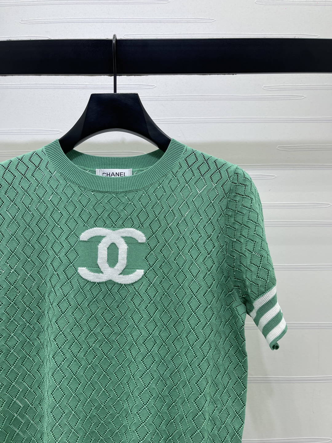 CHANEL ニット ロゴTシャツ コピー 菱格柄 半袖 緑 レディース 3色展開 - 画像 2