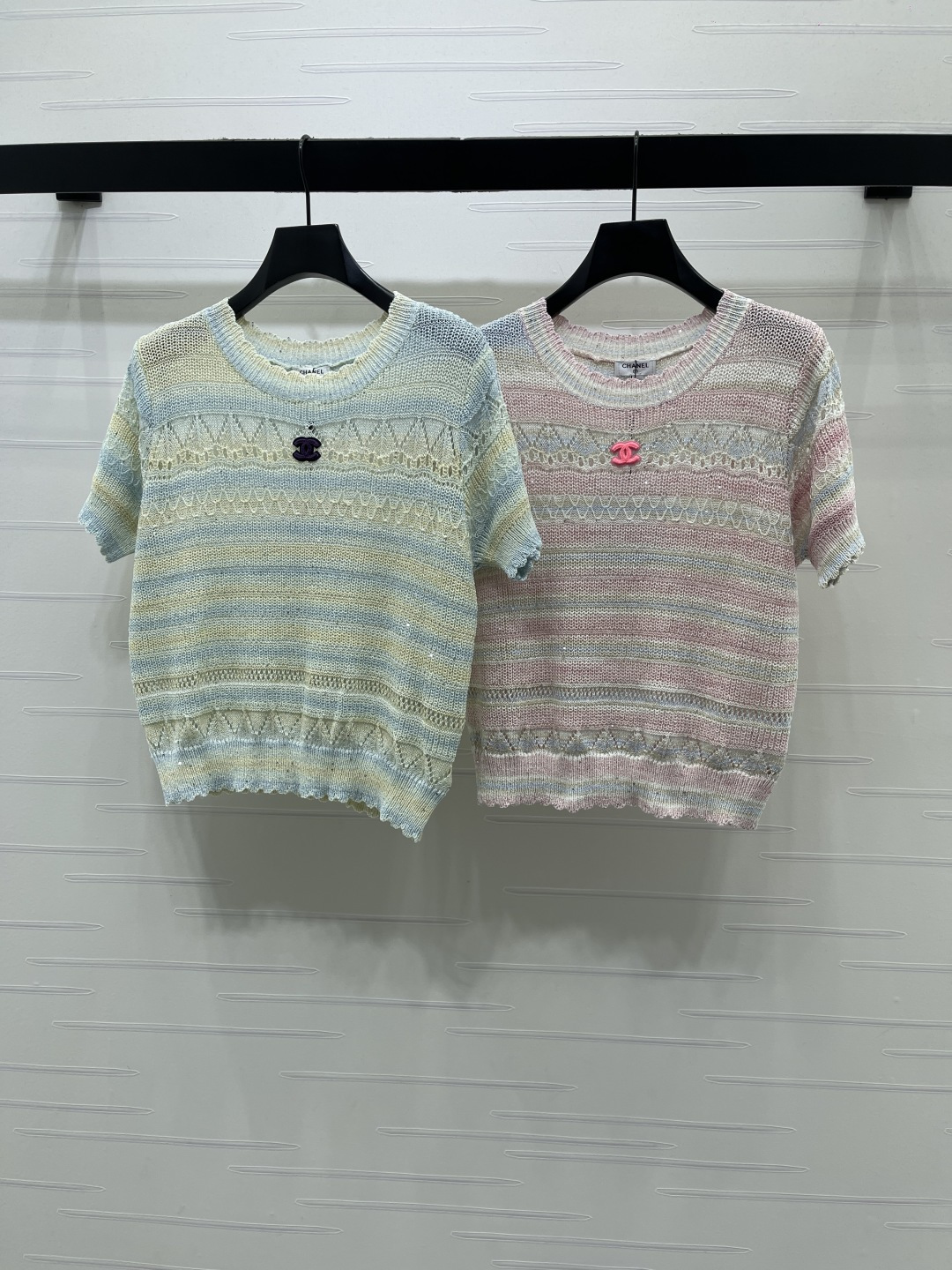 CHANEL コピー ニット 半袖 ロゴ刺繍 レディース ピンク ブルー 2色展開