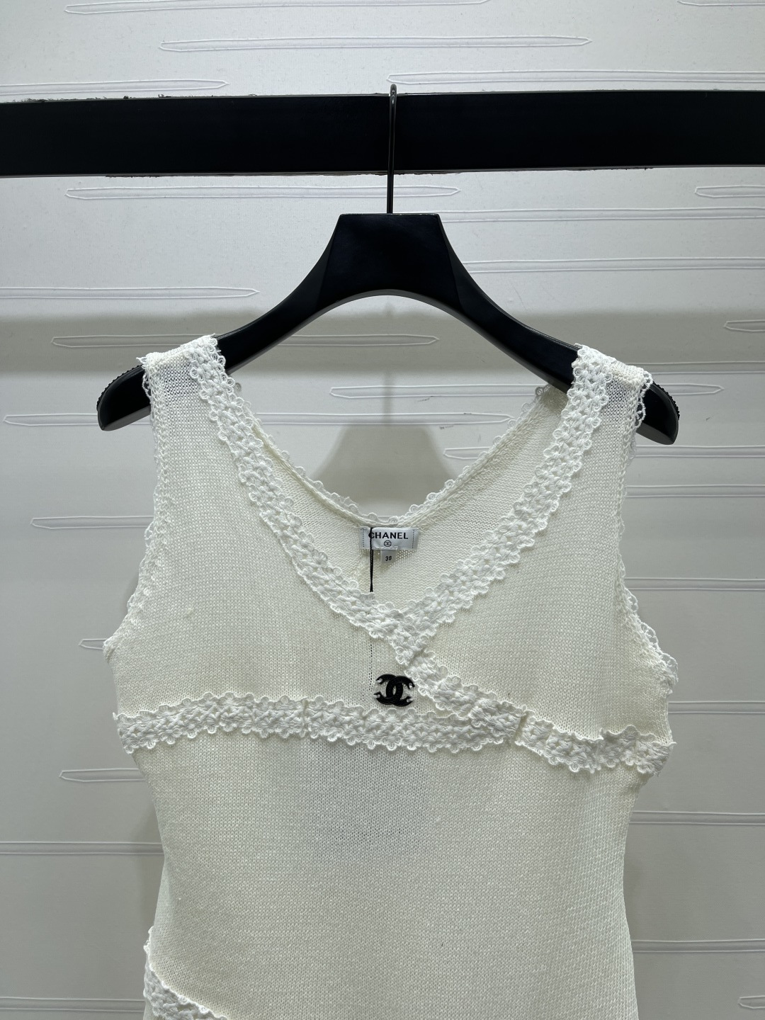 CHANEL ニット カットソー コピー レース拼接Vネック バックリボンデザイン 白 1色 - 画像 4