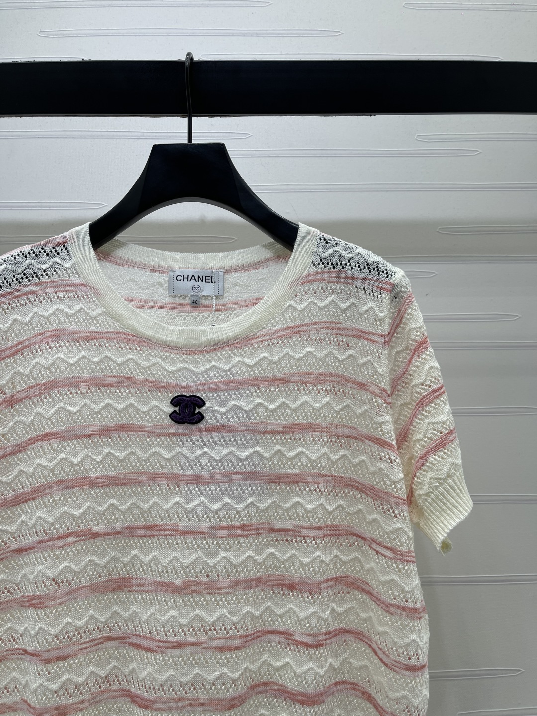 CHANEL コピー ニットTシャツ ロゴ付き レディース 春夏 通気性抜群 ワンピース スカート と合わせやすい 2色展開 - 画像 3