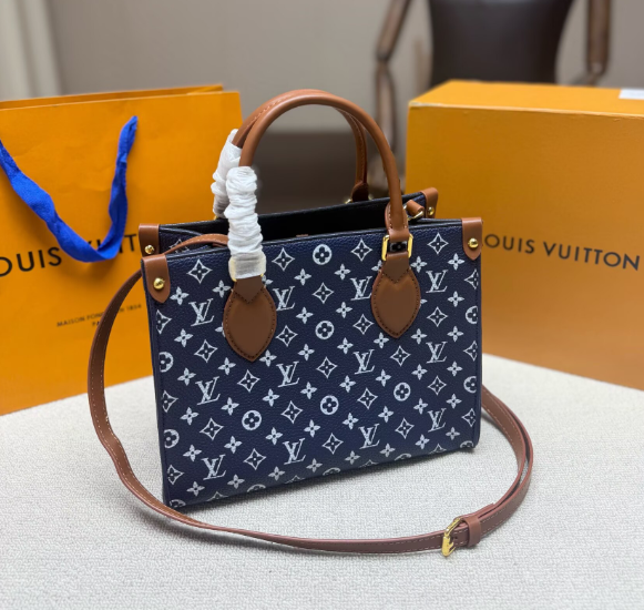 LOUIS VUITTON　Onthego PM　ルイヴィトン　オンザゴーPM　2WAY　レディースバッグ　ショルダーバッグ　ハンドバッグ　モノグラム　バッグ　6色 - 画像 9