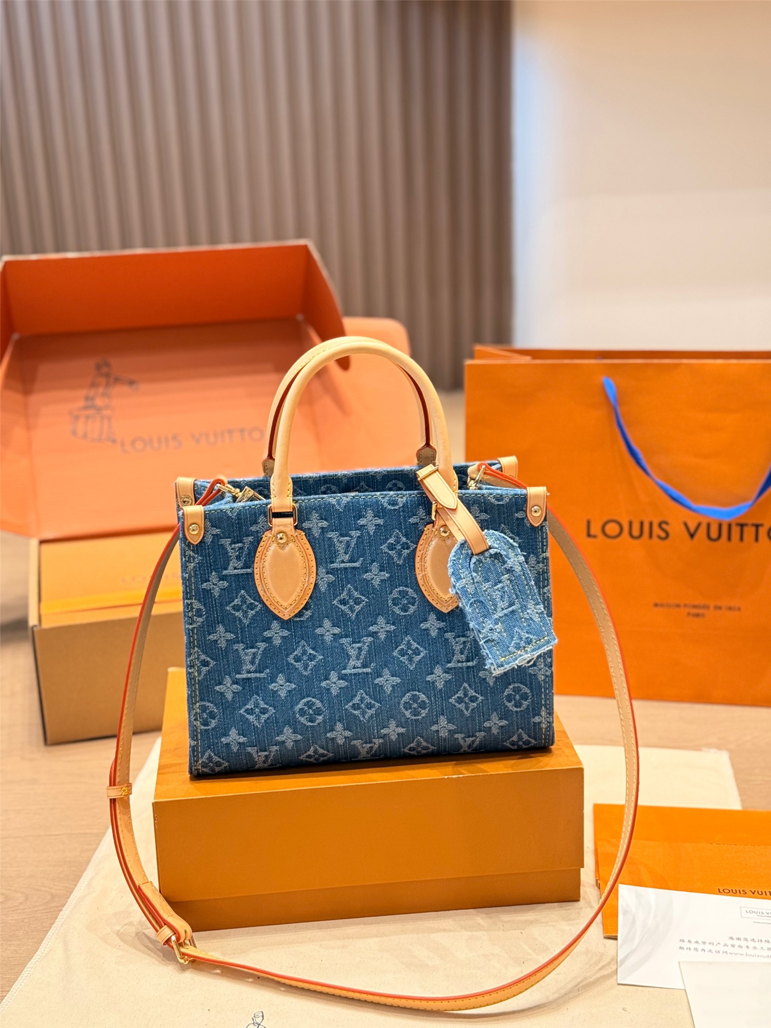新作 LOUIS VUITTON オンザゴー PM ルイヴィトン モノグラム デニム ONTHEGO - 画像 1