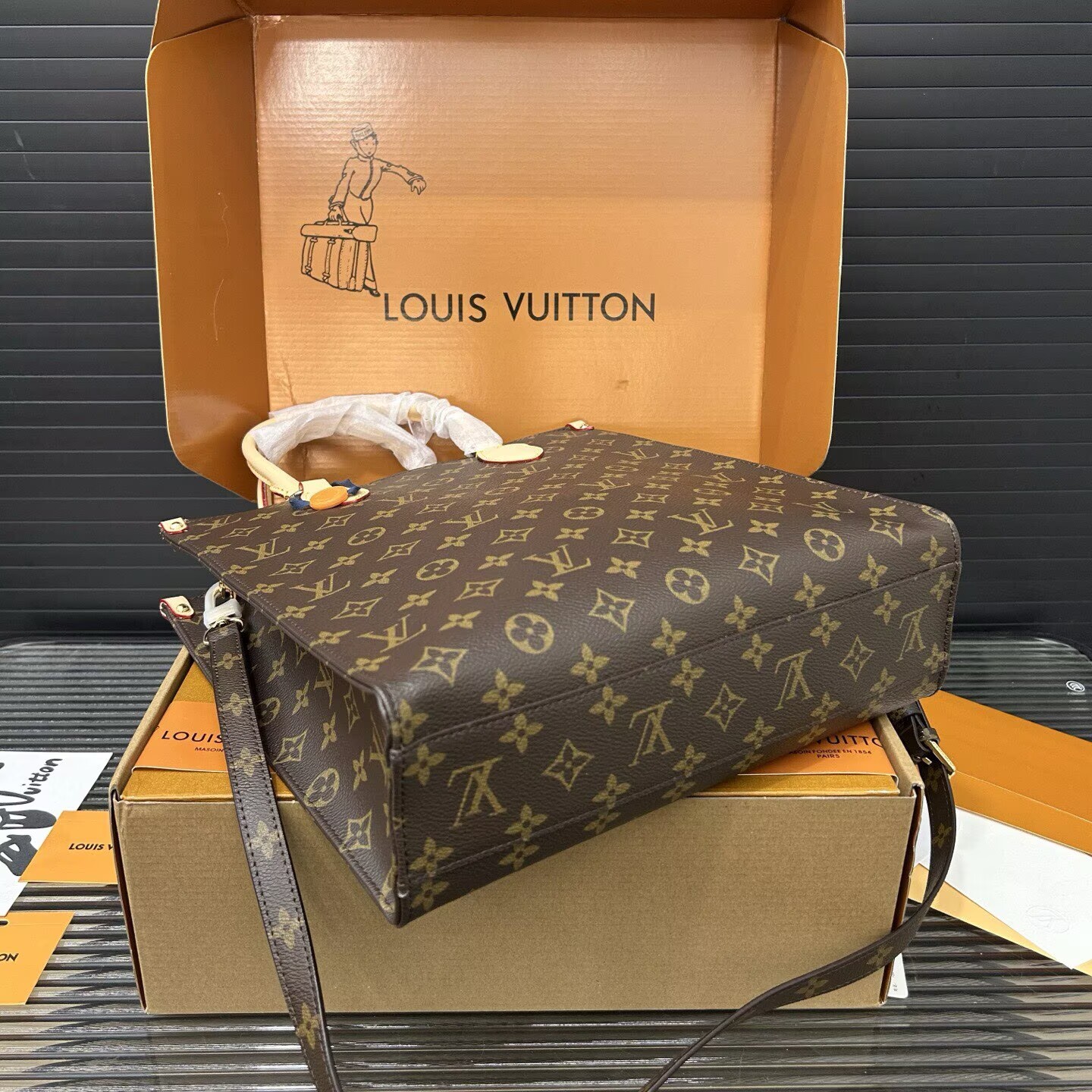 ルイ·ヴィトン サックプラPM Louis Vuitton モノグラム レディーストートバッグ Sack Pla PM ビジネスバッグ ハンドバッグ ショルダーバッグ - 画像 4