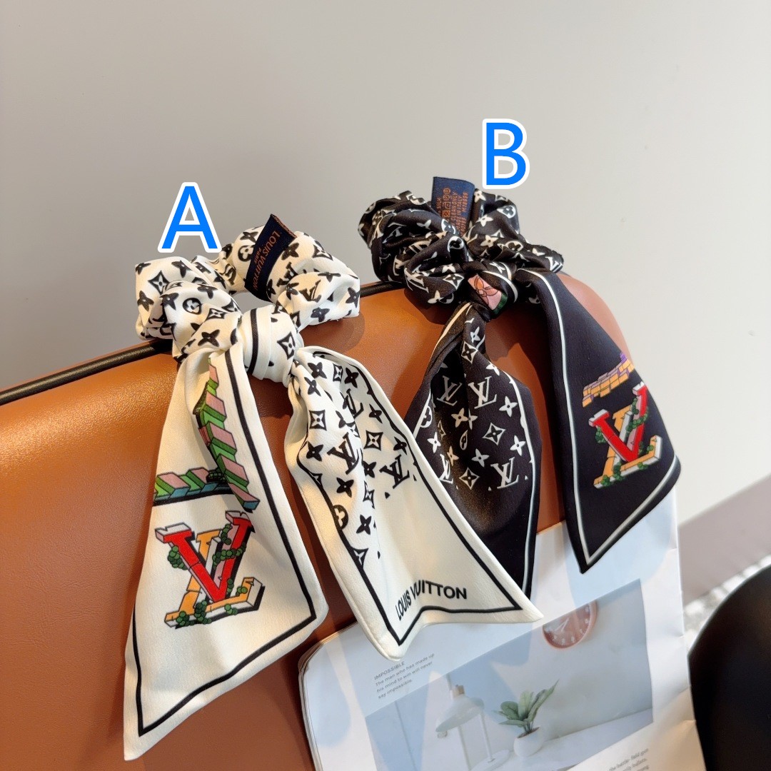 LOUIS VUITTON　ルイ ヴィトン　シュシュ　モノグラム　ファッション　シルク　スカーフ付きシュシュ　まとめ髪　シュシュ　2色