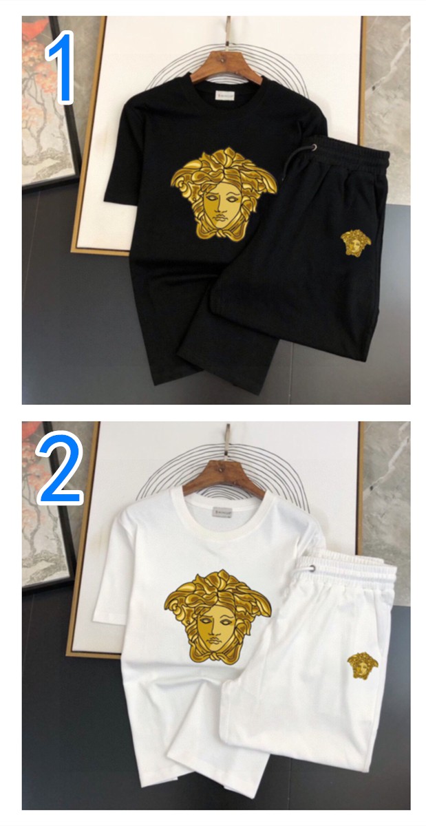 ヴェルサーチ　Versace　セットアップ　上下2点セット メンズ　服　半袖Ｔシャツと半ズボン/ショートパンツ　カジュアルウェア　メンズセット