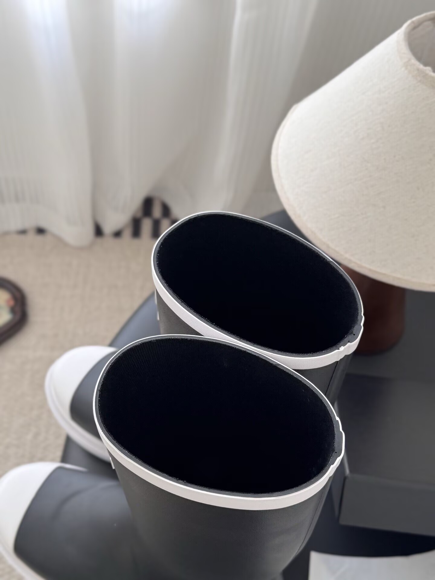26C　雨の日もお洒落に♪　大人気　シャネル　レインブーツ　CHANEL　ココマーク　レディース　長靴　3色 - 画像 9
