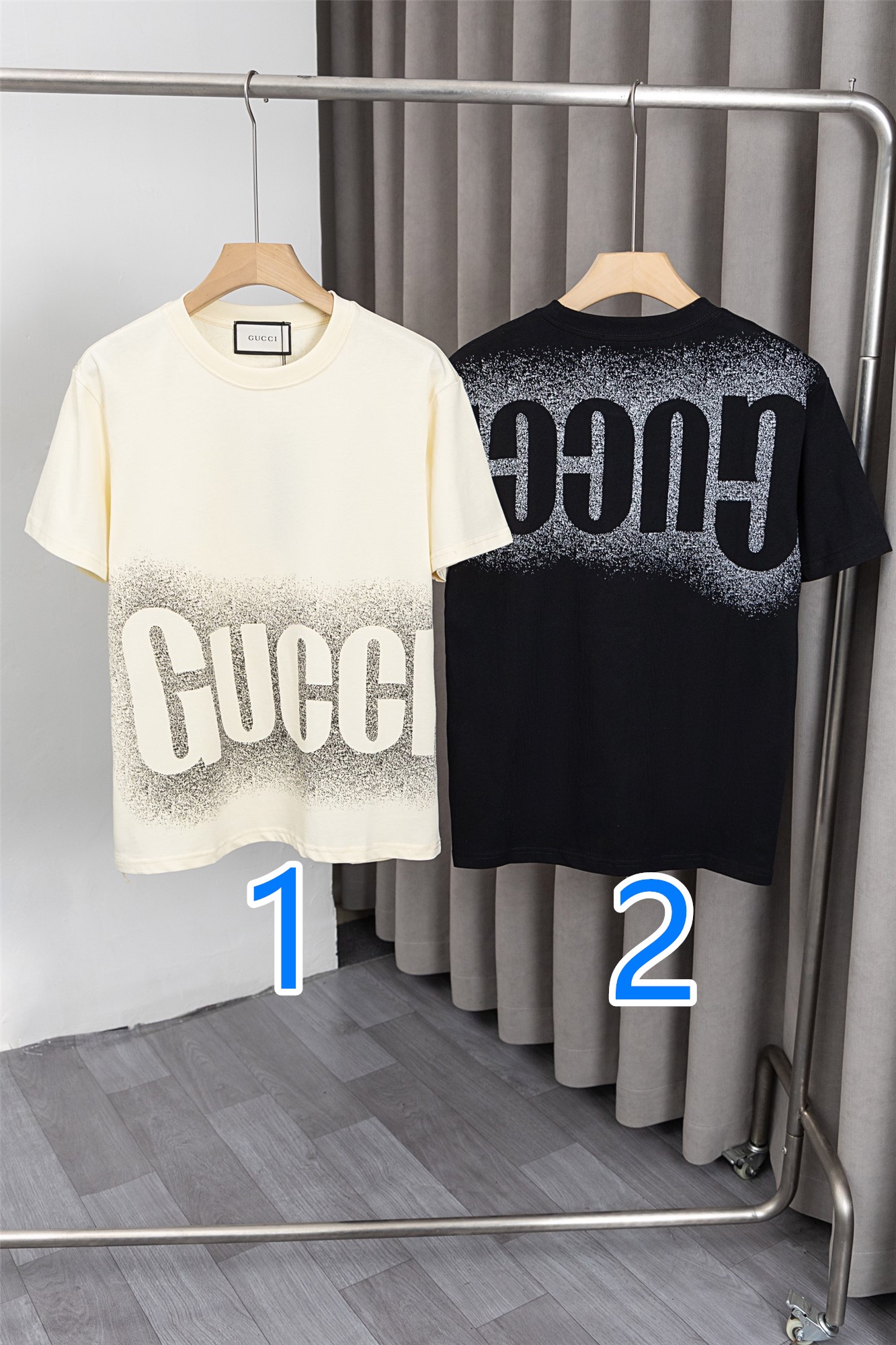 グッチ　GUCCI　Tshirt　クルーネックTシャツ　コットン100％　シャツ　男女兼用　半袖Tシャツ　カップル
