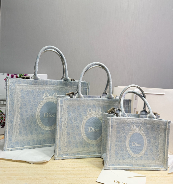 新作　人気の長く愛用　Dior Book Tote　ディオール　ブックトート　レディース　トートバッグ　ショルダーバッグ　上品　ストラップ付き　5種類 - 画像 5