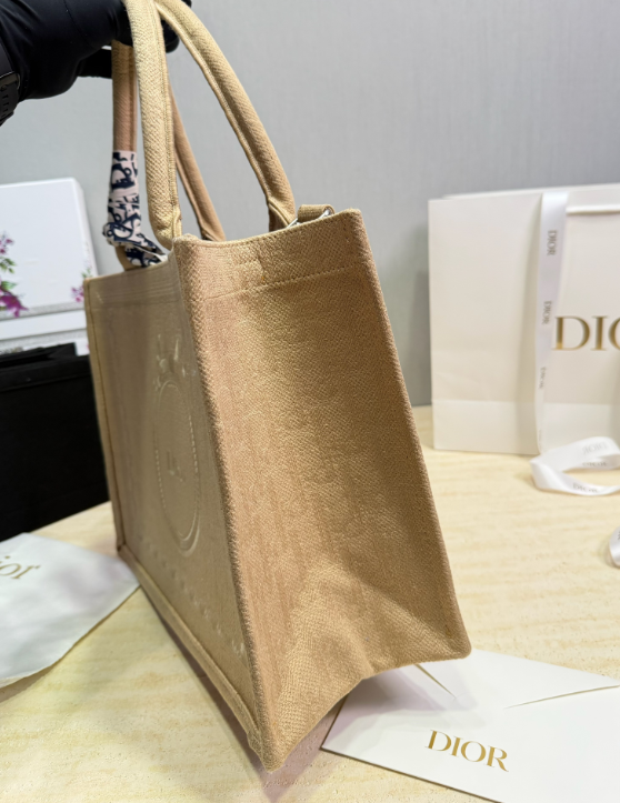 新作　人気の長く愛用　Dior Book Tote　ディオール　ブックトート　レディース　トートバッグ　ショルダーバッグ　上品　ストラップ付き　5種類 - 画像 12