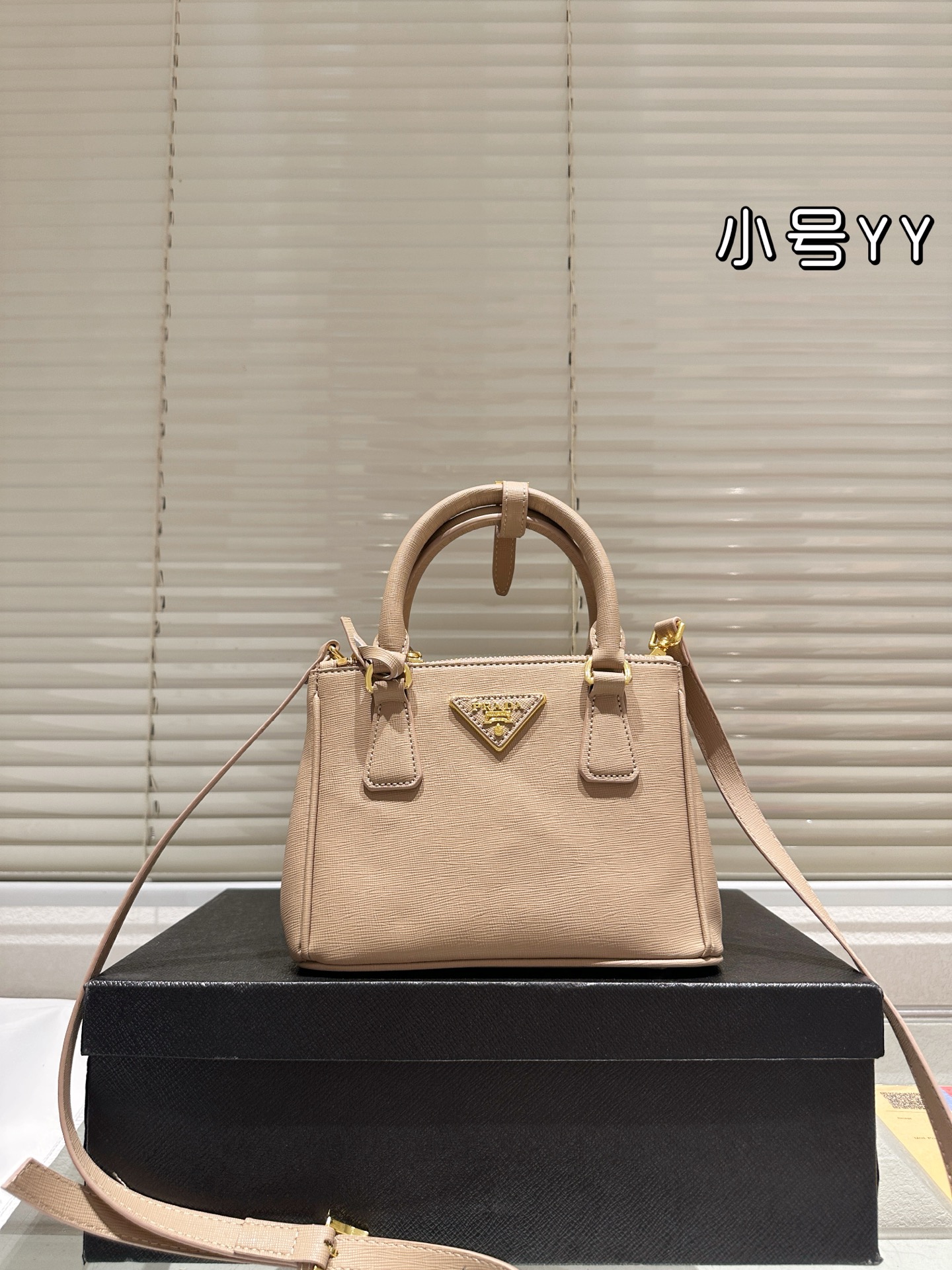 PRADA　GALLERIA　プラダ　ガレリア　ミニバッグ　ハンドバッグ　トートバッグ　ショルダーバッグ　レディースバッグ　6色 - 画像 2