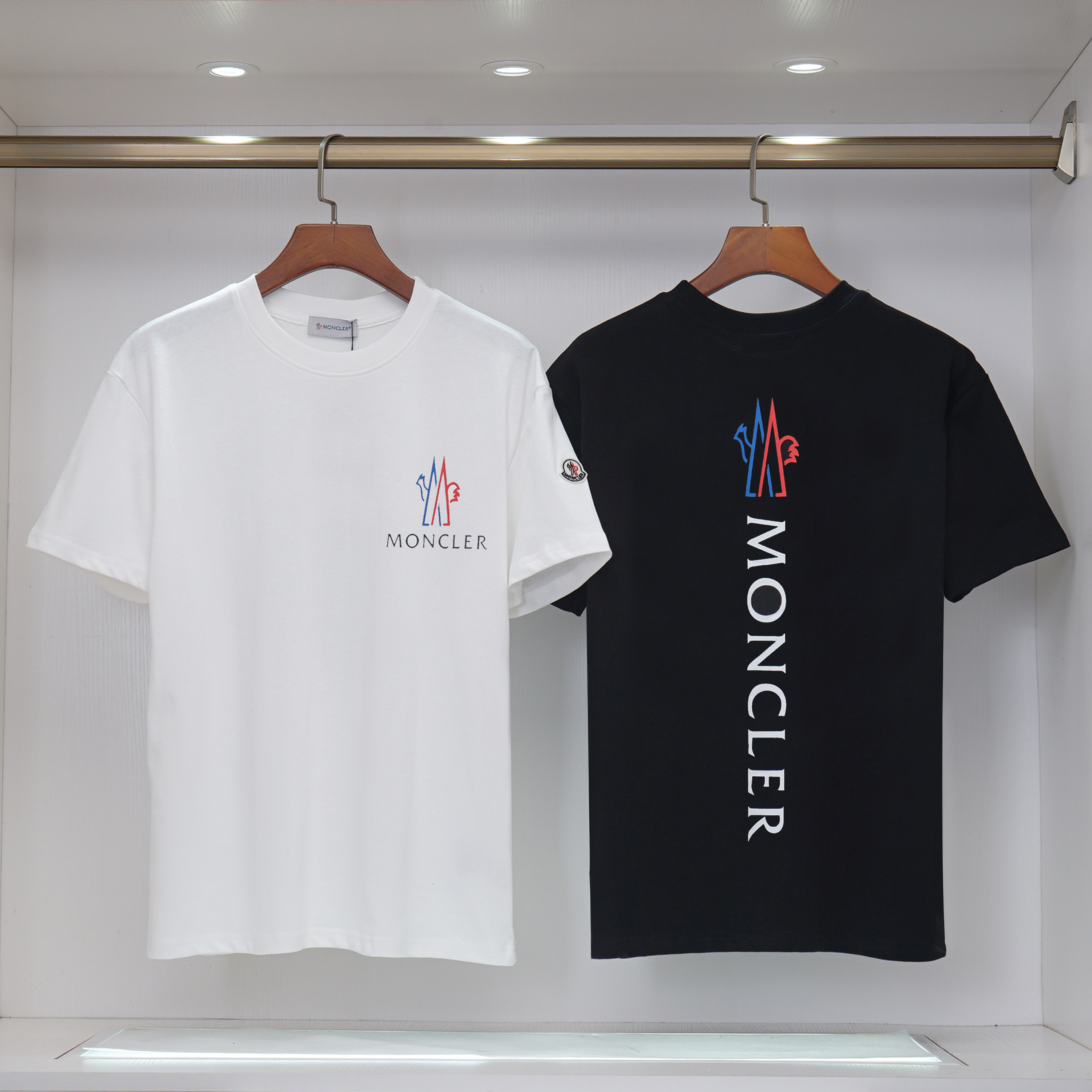 モンクレール　MONCLER　半袖シャツ　黒/白　メンズシャツ　クルーネックシャツ　プリントシャツ　2色　S一XXXL