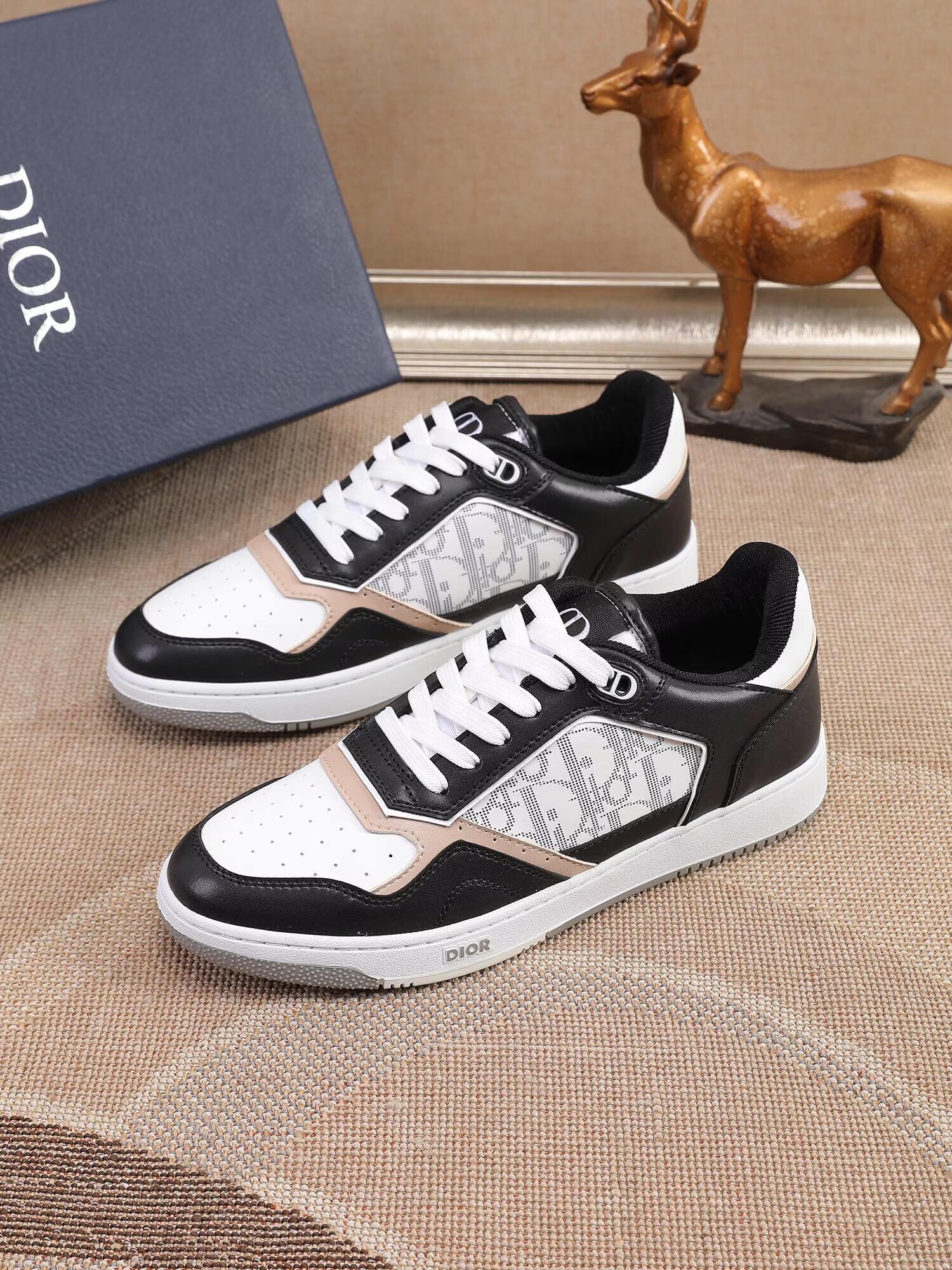 Dior メンズ スニーカー ホワイト グレー ディオール ロゴ プレート ランニングシューズ  9色 - 画像 8