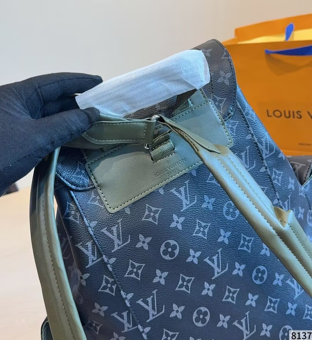 新品　ルイヴィトン　LOUIS VUITTON　クリストファー MM　リュックサック　バックパック　フォールコレクション　メンズバッグ - 画像 9