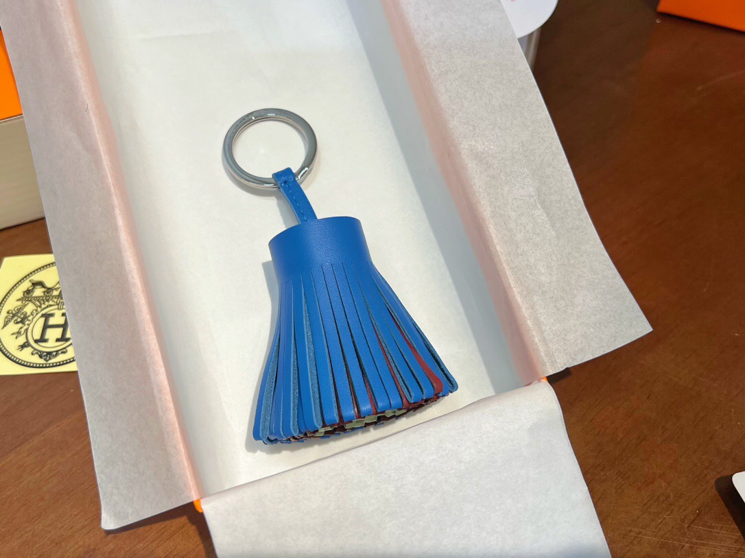 エルメス	カルメン キーホルダー HERMES Carmen uno-dos key ring キーリング レディース レザーフリンジキーリング　シルバー金具 - 画像 2