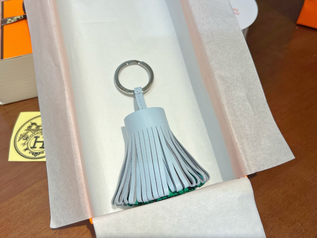 エルメス	カルメン キーホルダー HERMES Carmen uno-dos key ring キーリング レディース レザーフリンジキーリング　シルバー金具 - 画像 4