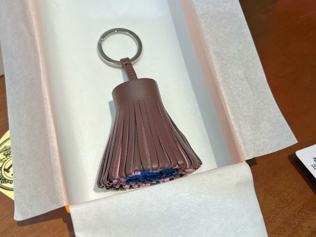 エルメス	カルメン キーホルダー HERMES Carmen uno-dos key ring キーリング レディース レザーフリンジキーリング　シルバー金具 - 画像 13