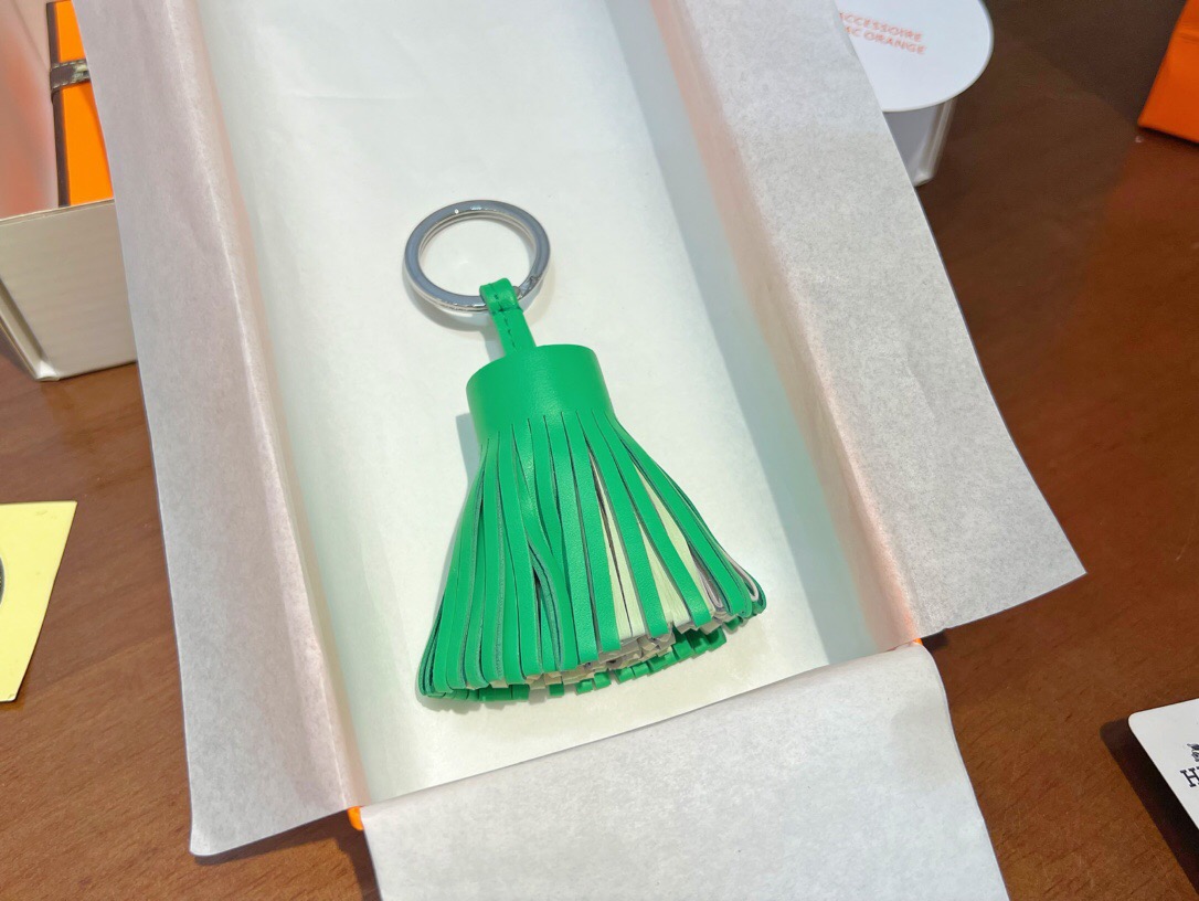 エルメス	カルメン キーホルダー HERMES Carmen uno-dos key ring キーリング レディース レザーフリンジキーリング　シルバー金具 - 画像 12