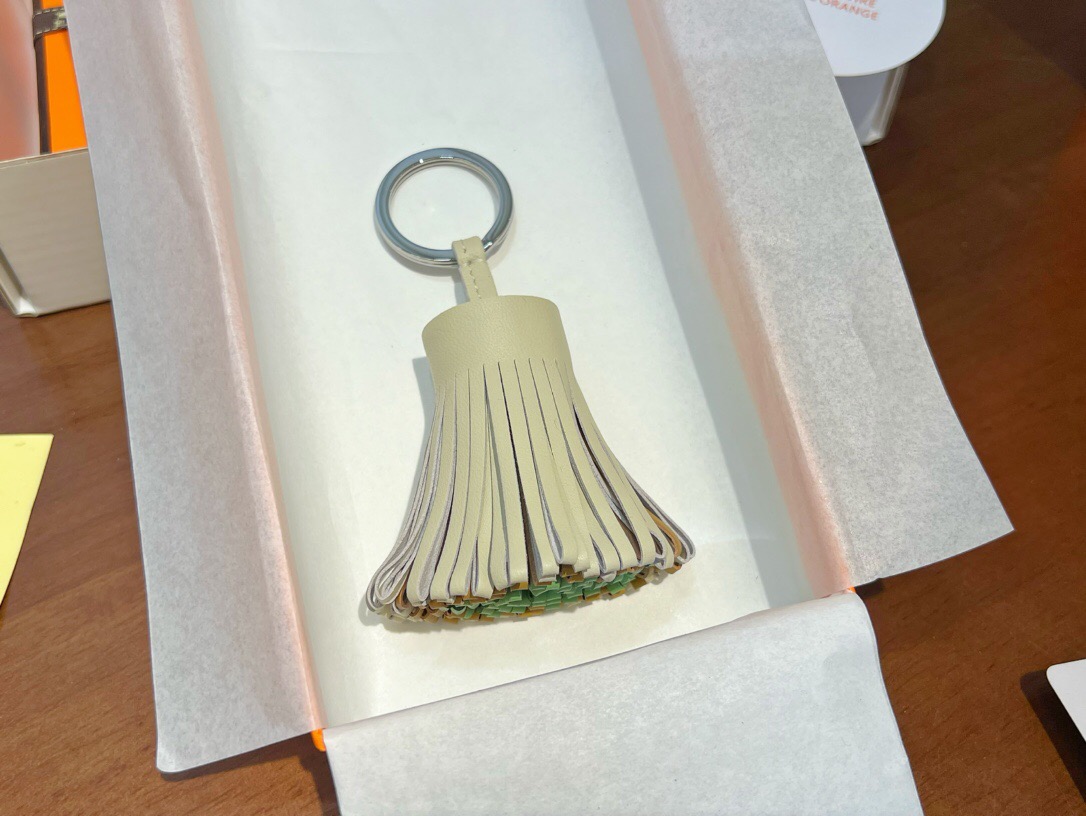 エルメス	カルメン キーホルダー HERMES Carmen uno-dos key ring キーリング レディース レザーフリンジキーリング　シルバー金具 - 画像 14