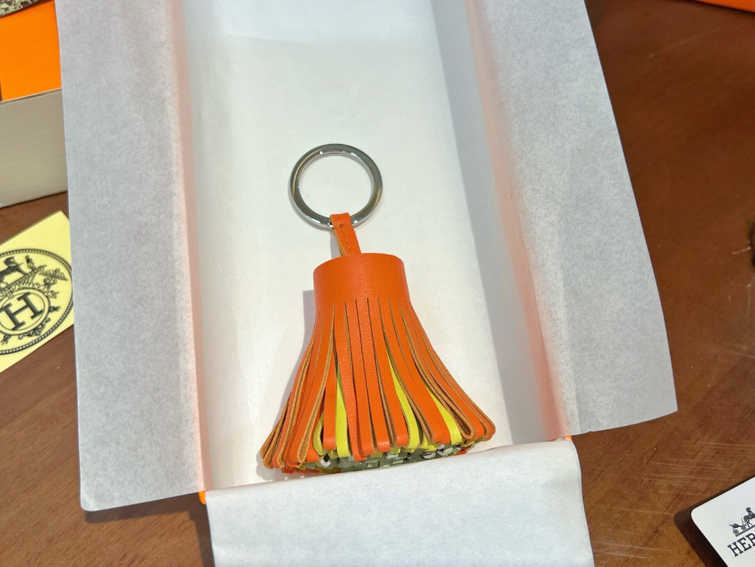エルメス	カルメン キーホルダー HERMES Carmen uno-dos key ring キーリング レディース レザーフリンジキーリング　シルバー金具 - 画像 10