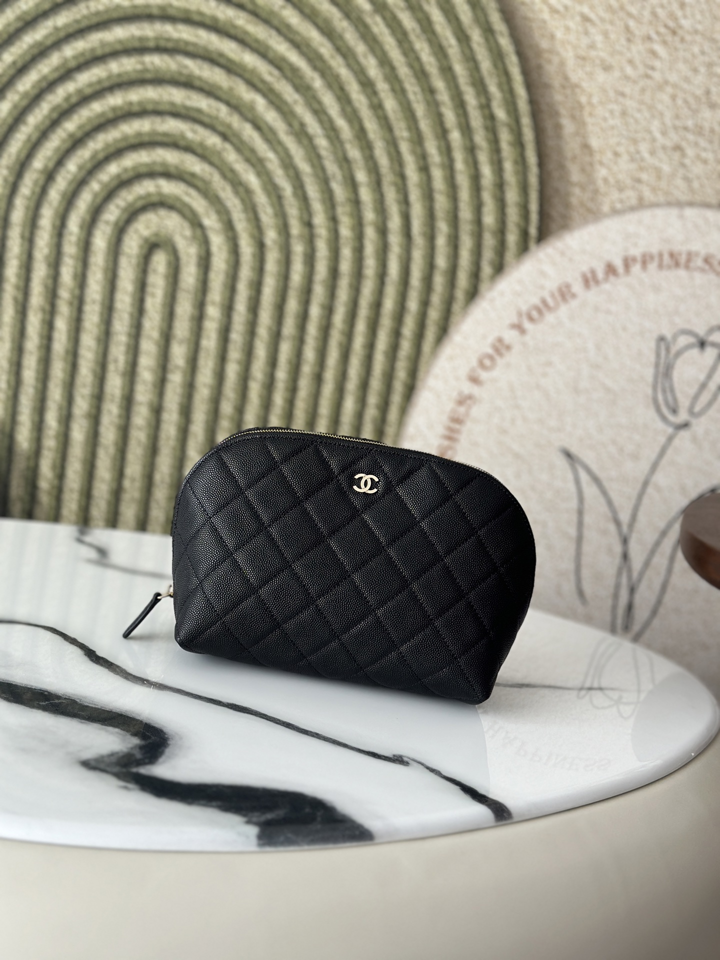 レア！シャネル　Chanel　クラシックマトラッセポーチ　ポーチ　レディース　クラッチ　ブラック　CCロゴ
