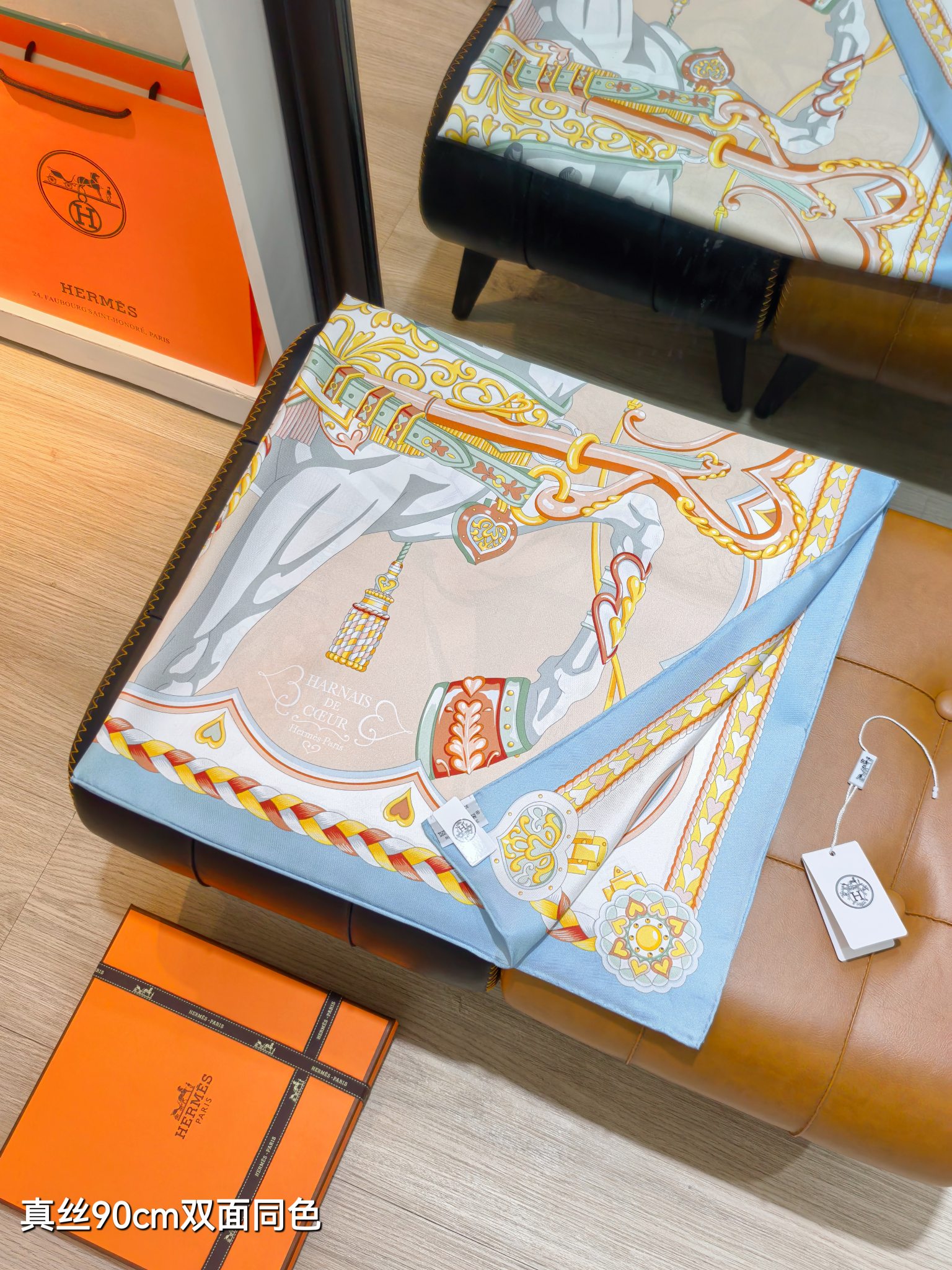 HERMES エルメス シルクスカーフ 90cm真丝双面同色 動物柄 多色展開 - 画像 9