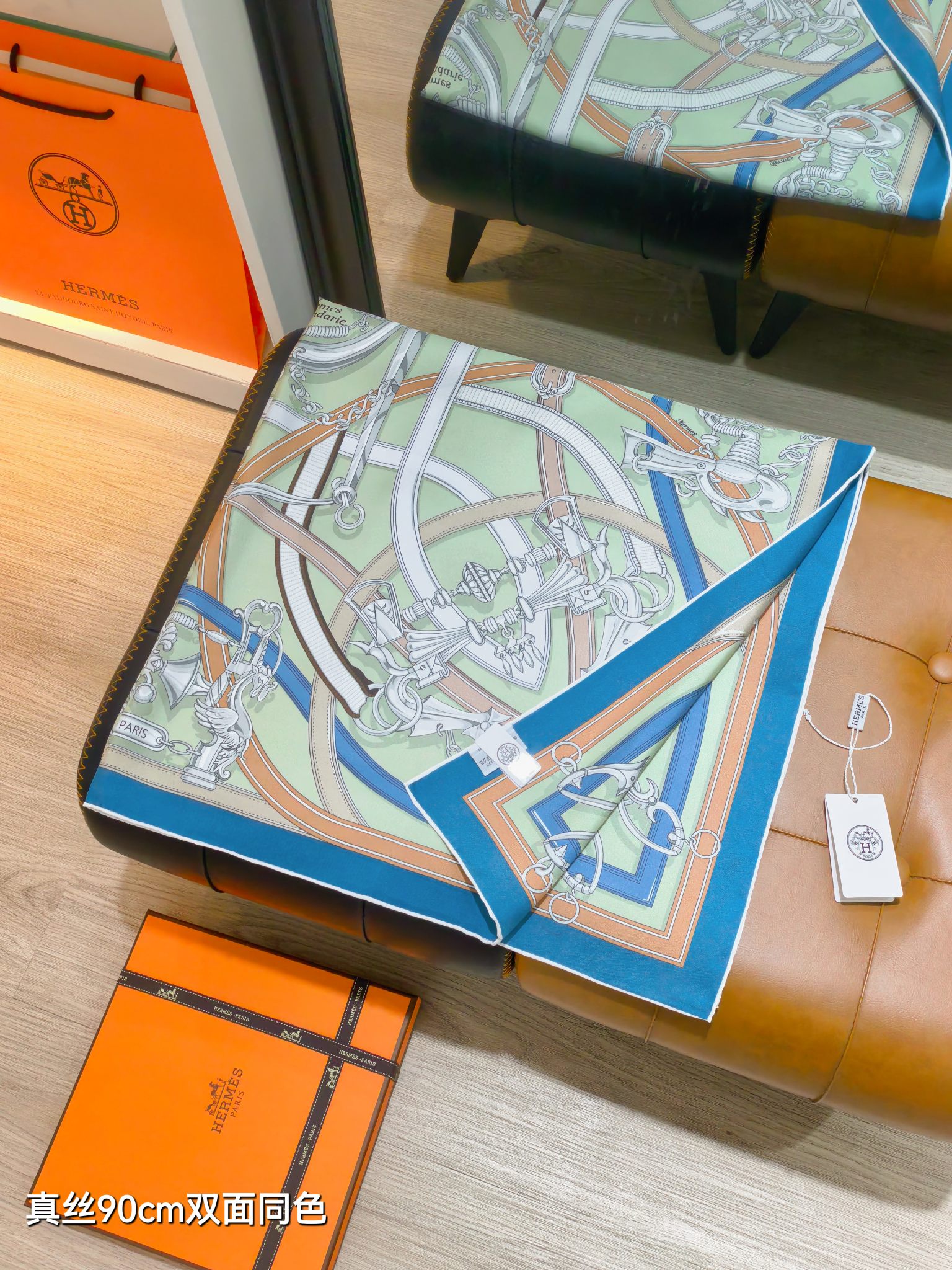 HERMES エルメス シルクスカーフ 真丝90cm 両面同色 多色展開 - 画像 2