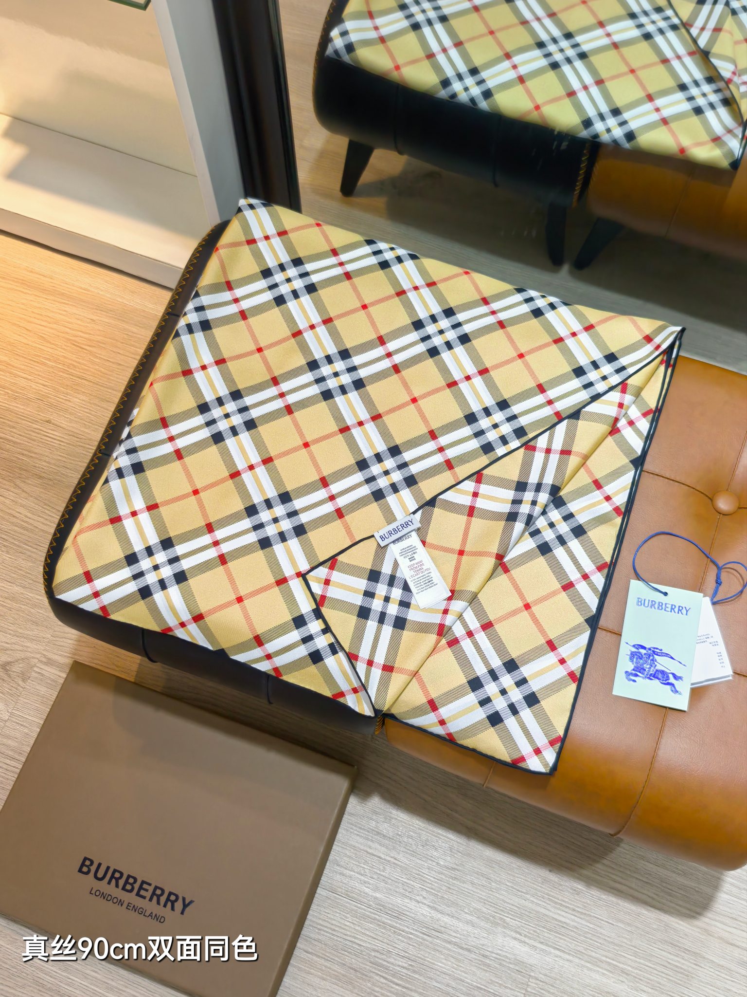 BURBERRY バーバリー スカーフ 真丝90cm双面同色 多色展開 - 画像 2