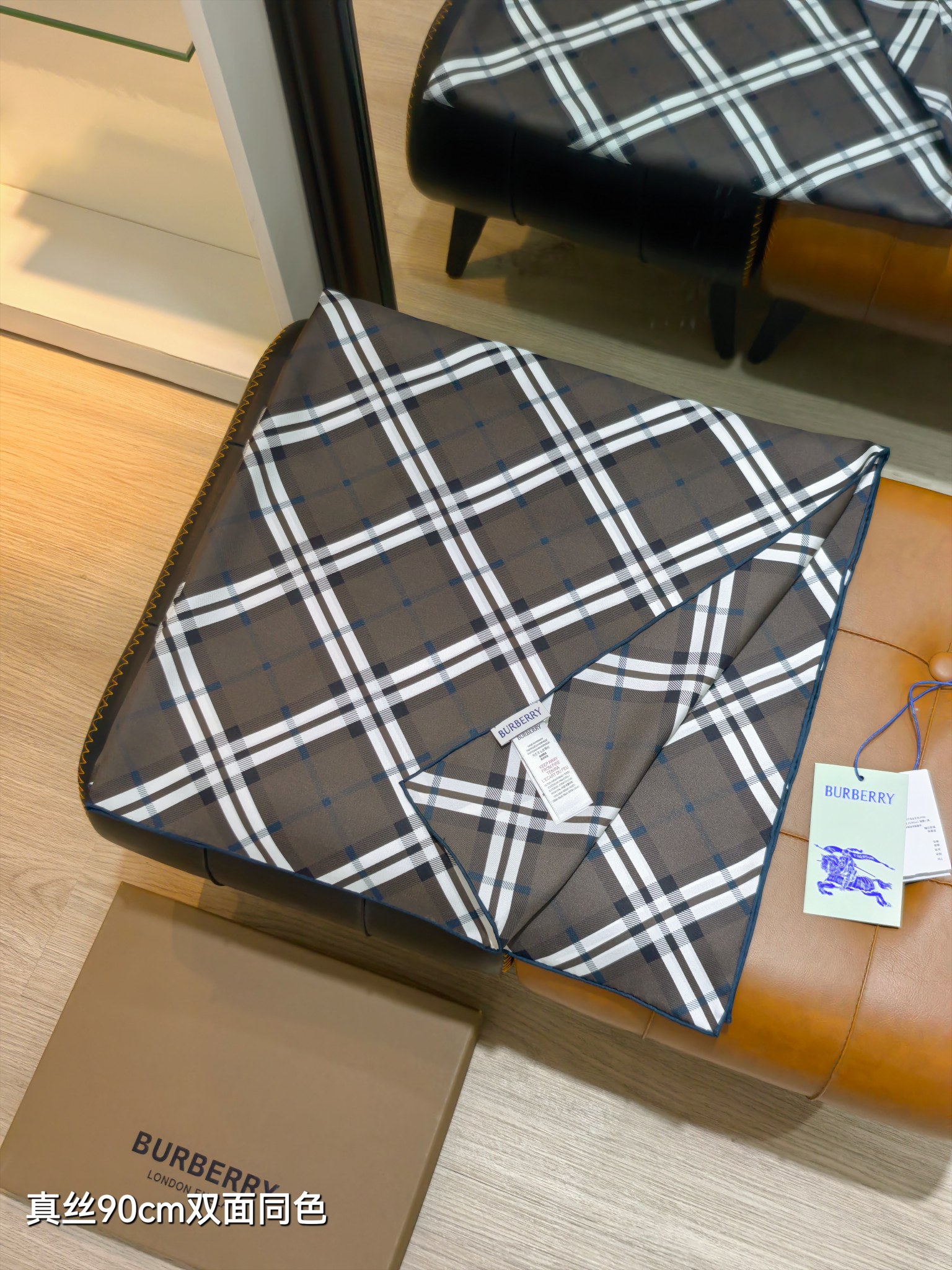 BURBERRY バーバリー スカーフ 真丝90cm双面同色 多色展開 - 画像 5