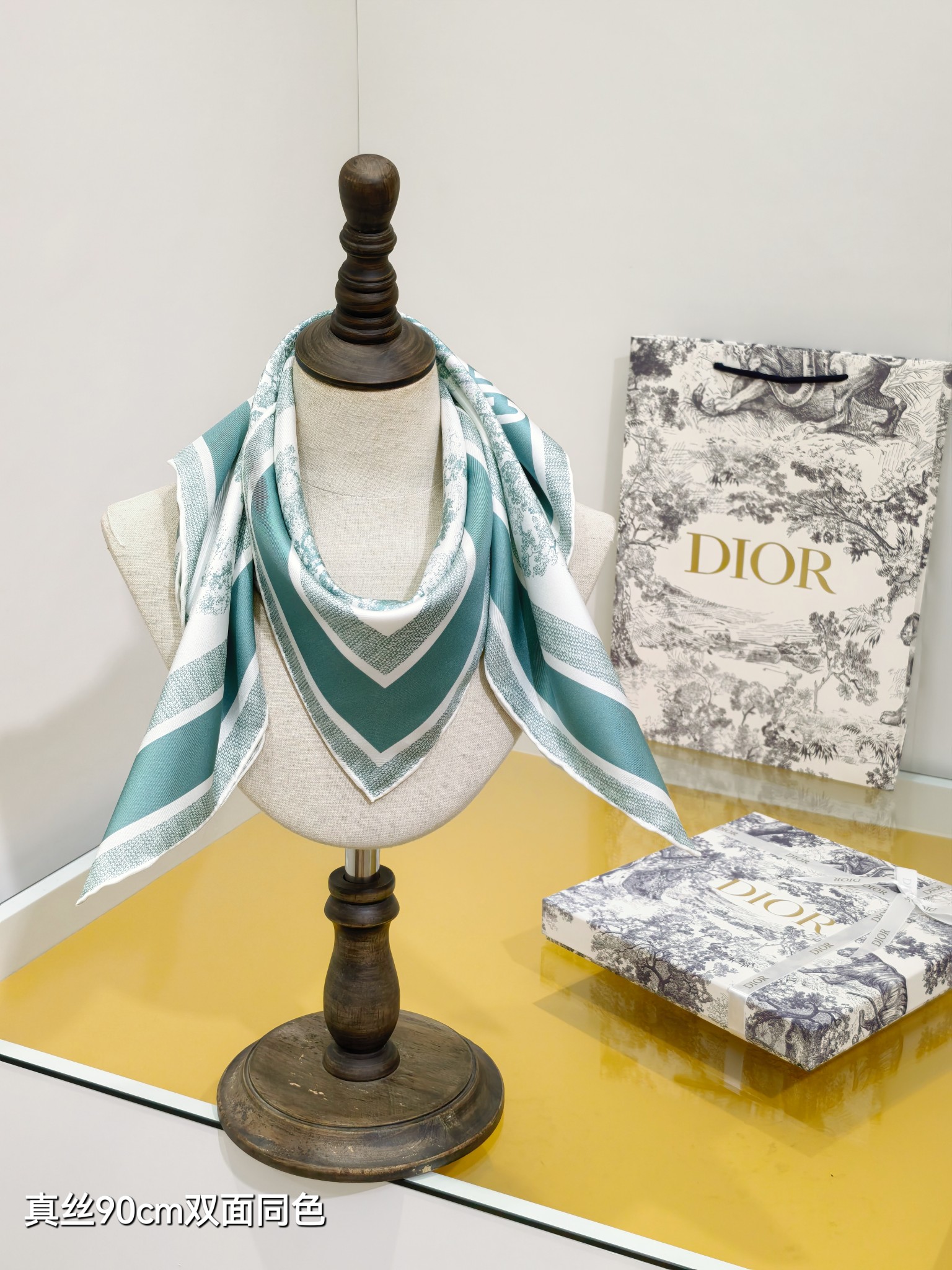CHRISTIAN DIOR クリスチャンディオール 真丝90cmスカーフ 双面同色 多色展開 - 画像 3