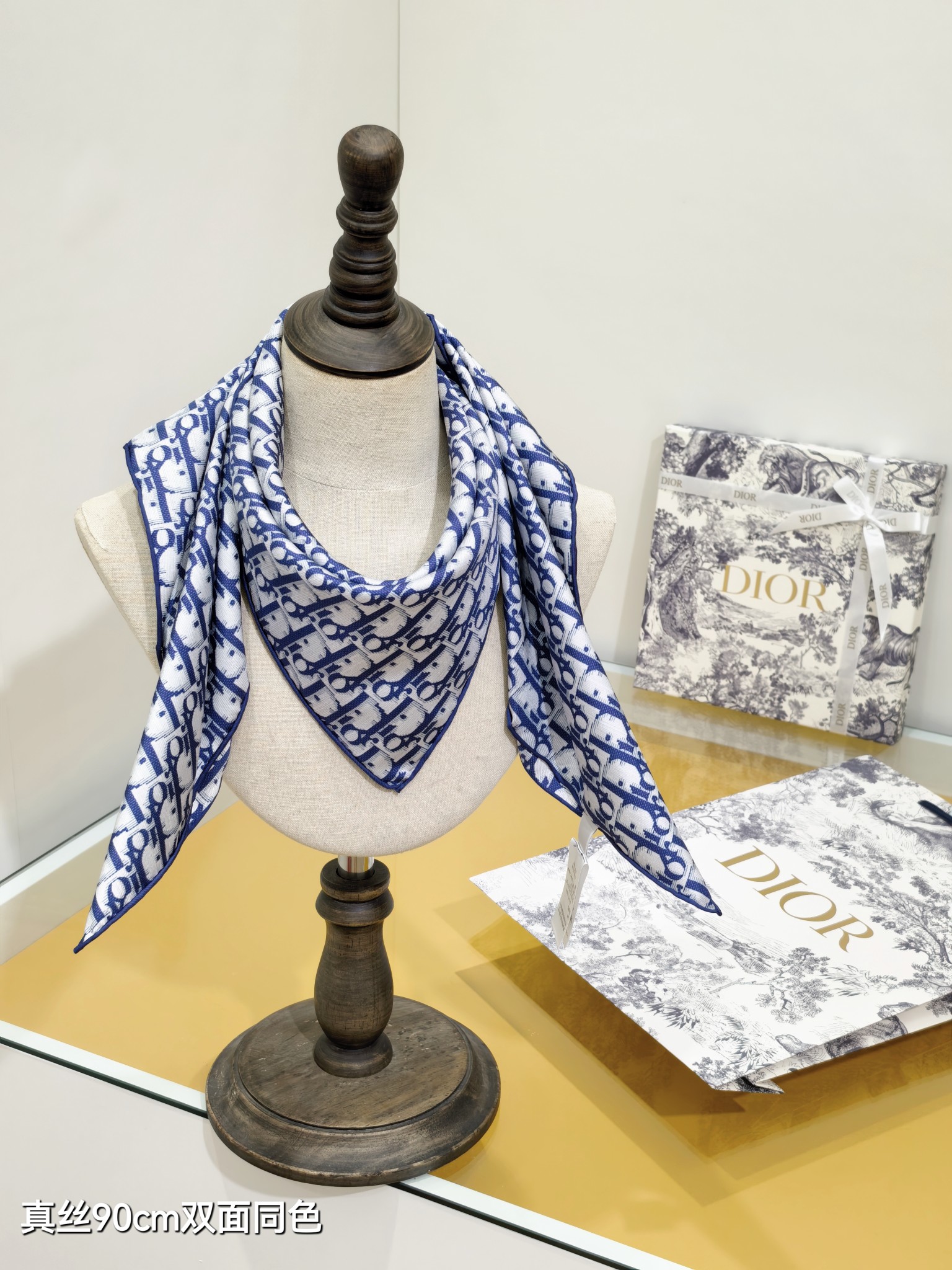 Dior ディオール 真絲 90cm ストール 双面同色 多色展開 - 画像 3